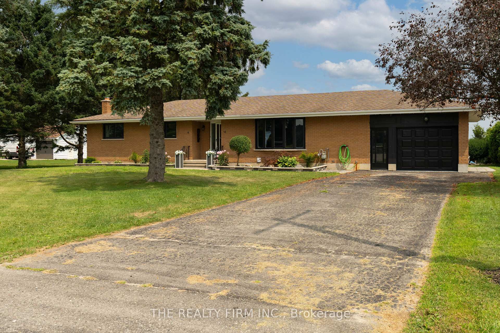 Photo 2 of 6898 Sunset Road, Central Elgin, Rural Central Elgin — HOMEH