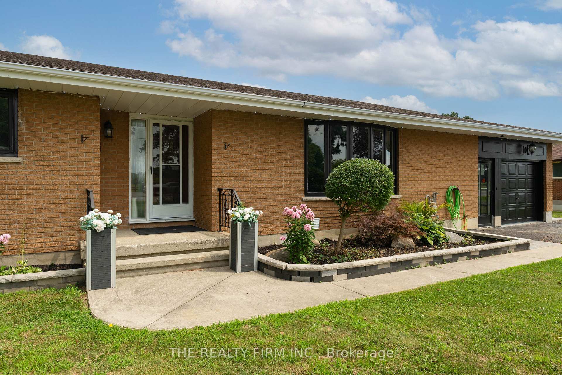 Photo 4 of 6898 Sunset Road, Central Elgin, Rural Central Elgin — HOMEH