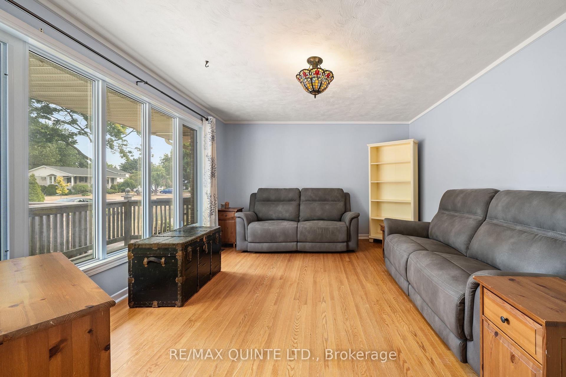 Photo 20 of 257 College Street W, Belleville, Belleville Ward — HOMEH