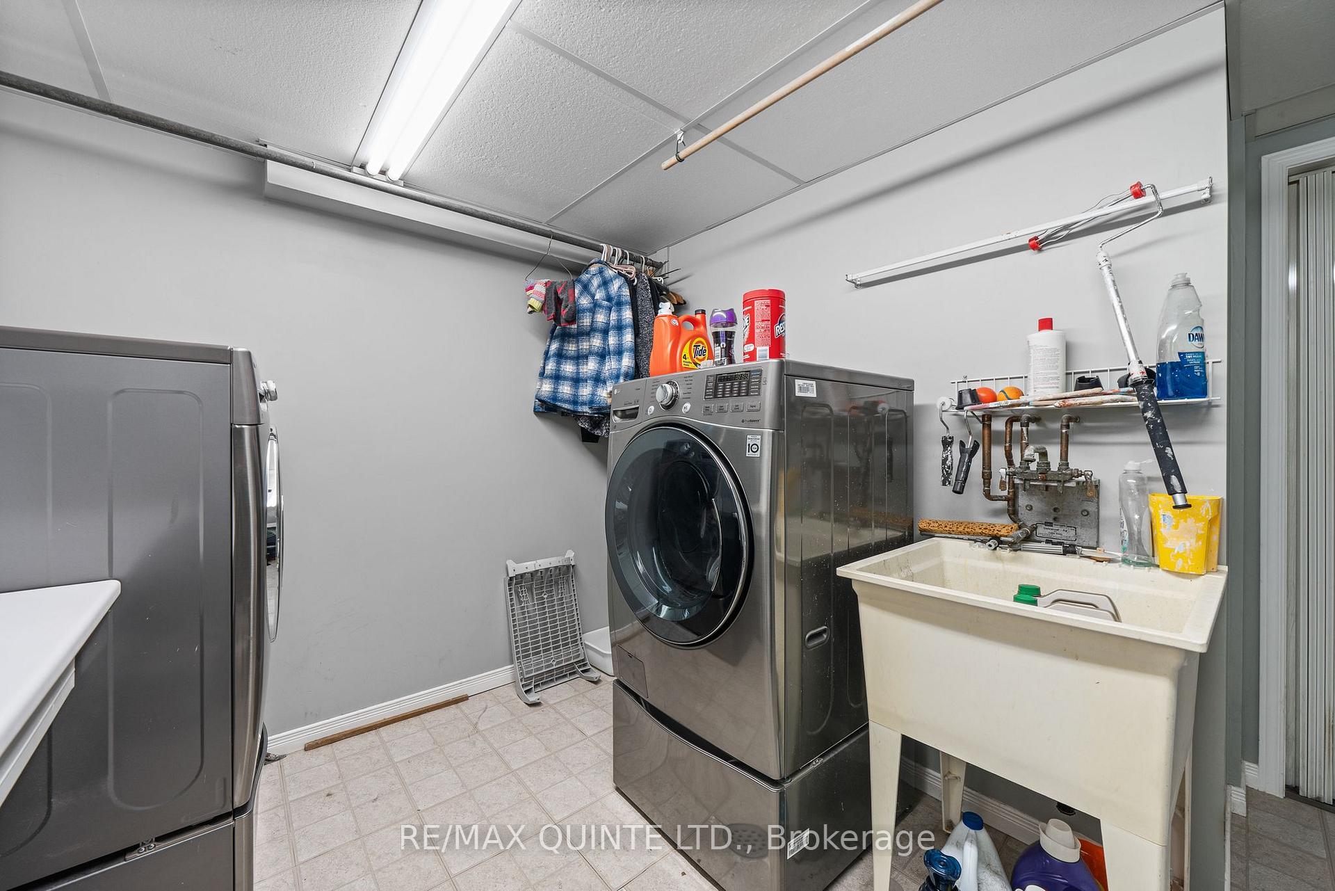 Photo 39 of 257 College Street W, Belleville, Belleville Ward — HOMEH
