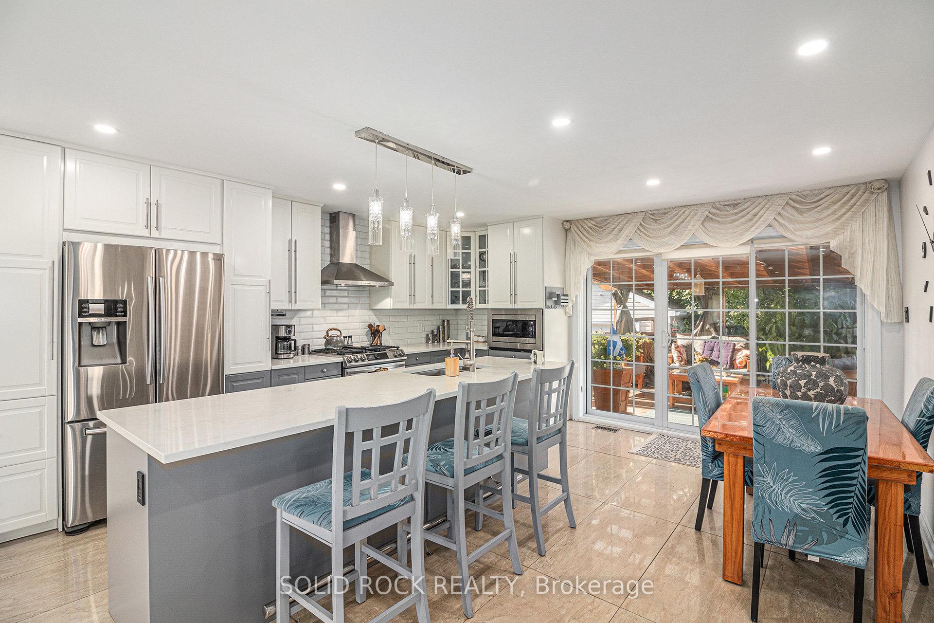 Photo 10 of 1506 First Street E, Cornwall — HOMEH