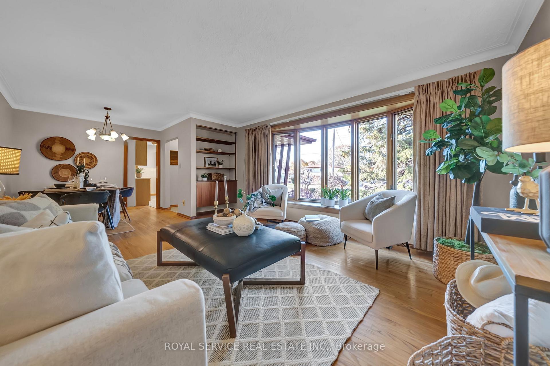 Photo 4 of 141 Scugog Street N, Clarington, Bowmanville — HOMEH