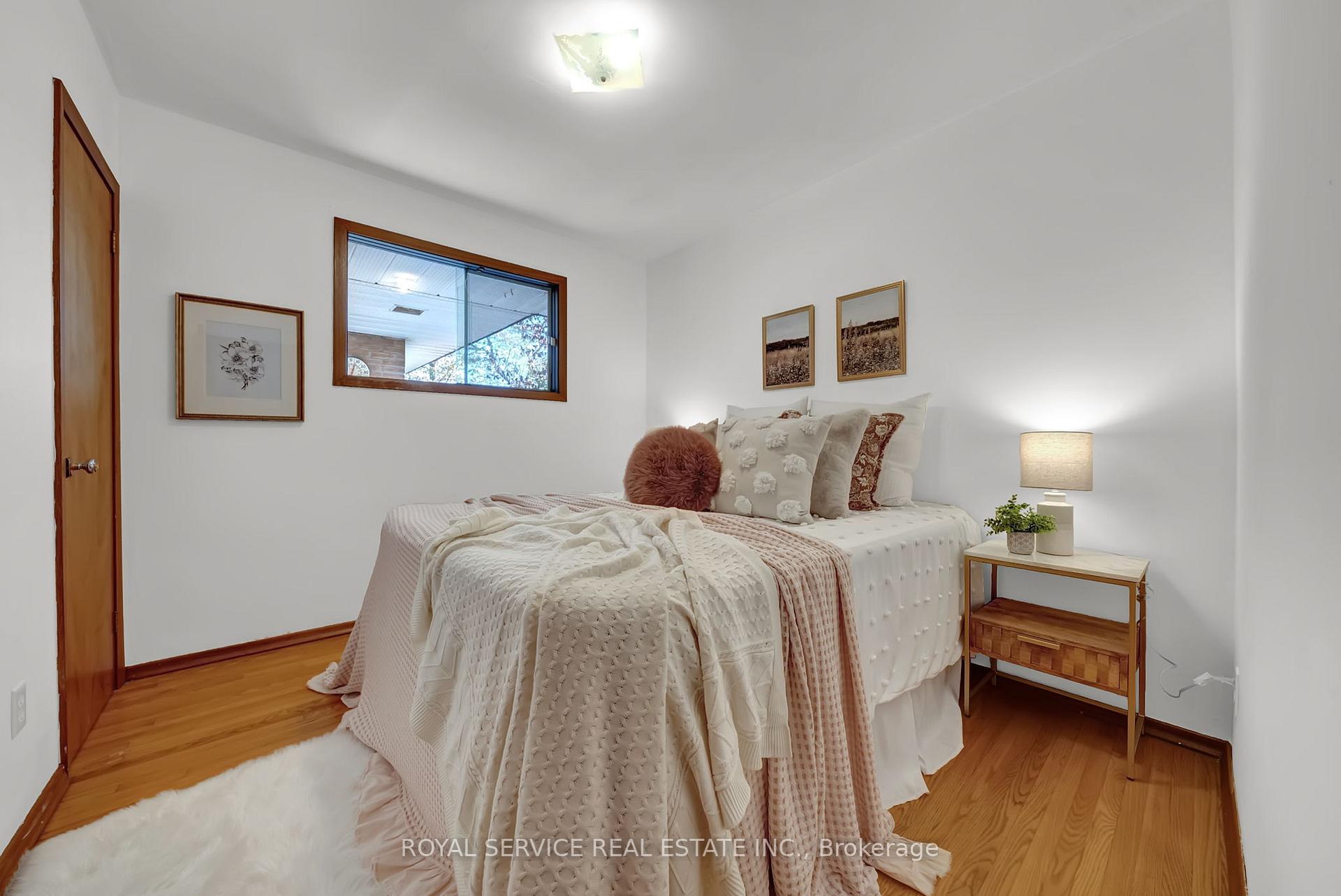 Photo 12 of 141 Scugog Street N, Clarington, Bowmanville — HOMEH