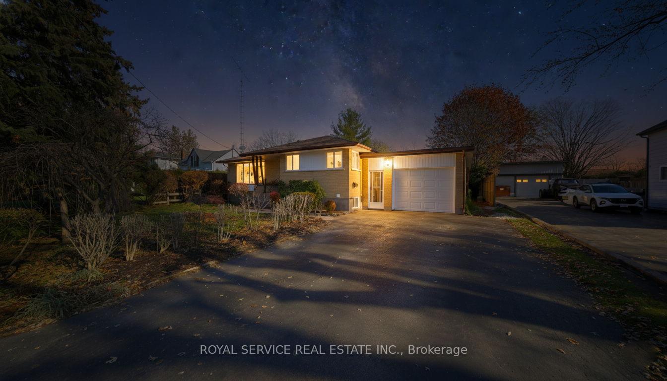 Photo 35 of 141 Scugog Street N, Clarington, Bowmanville — HOMEH