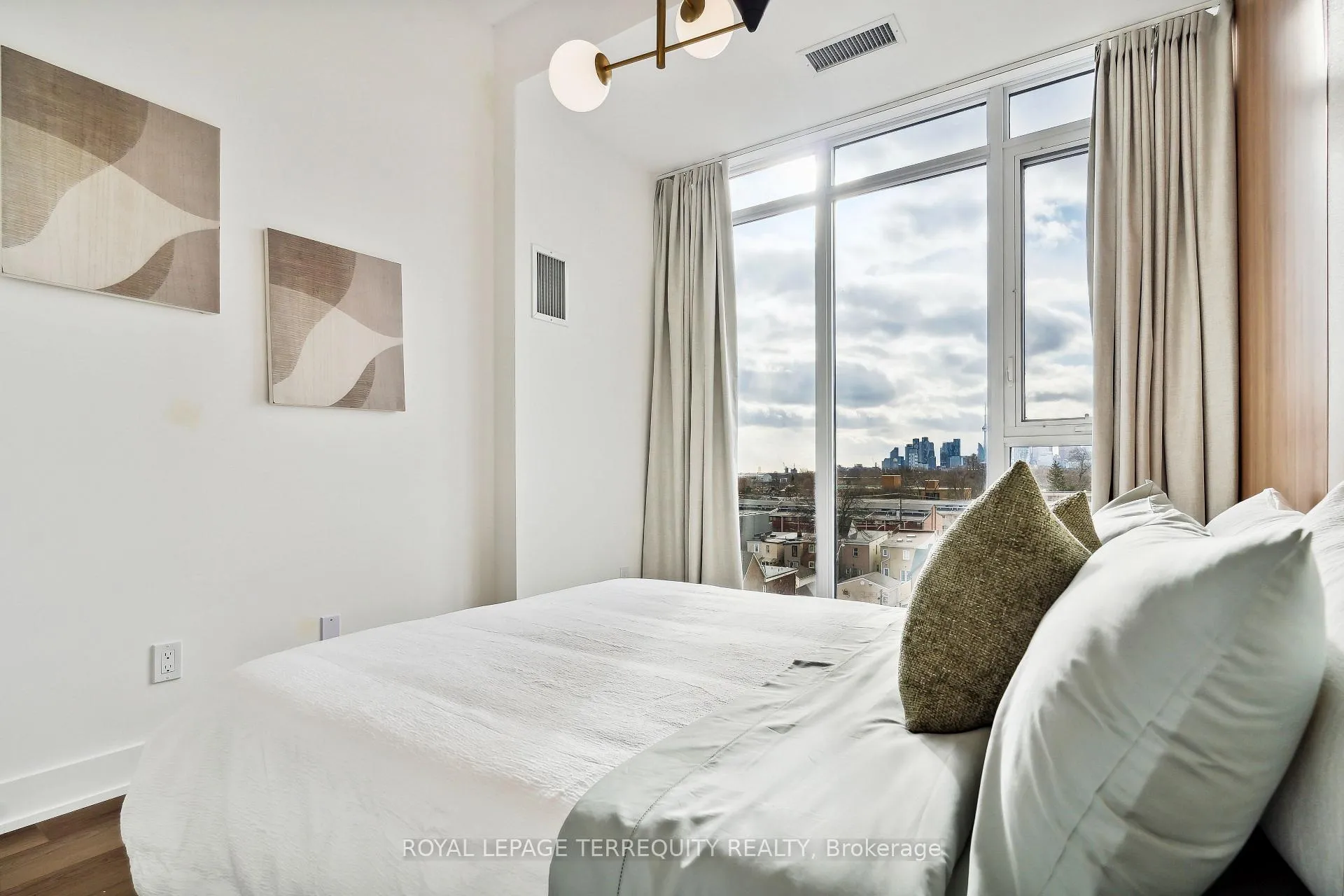 Photo 33 of Unit 607, 1285 Queen Street E, Toronto, Greenwood-Coxwell — HOMEH