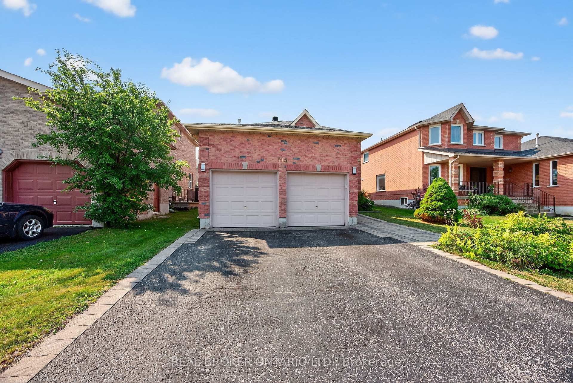 Photo 2 of 115 Birchwood Drive, Barrie, East Bayfield — HOMEH