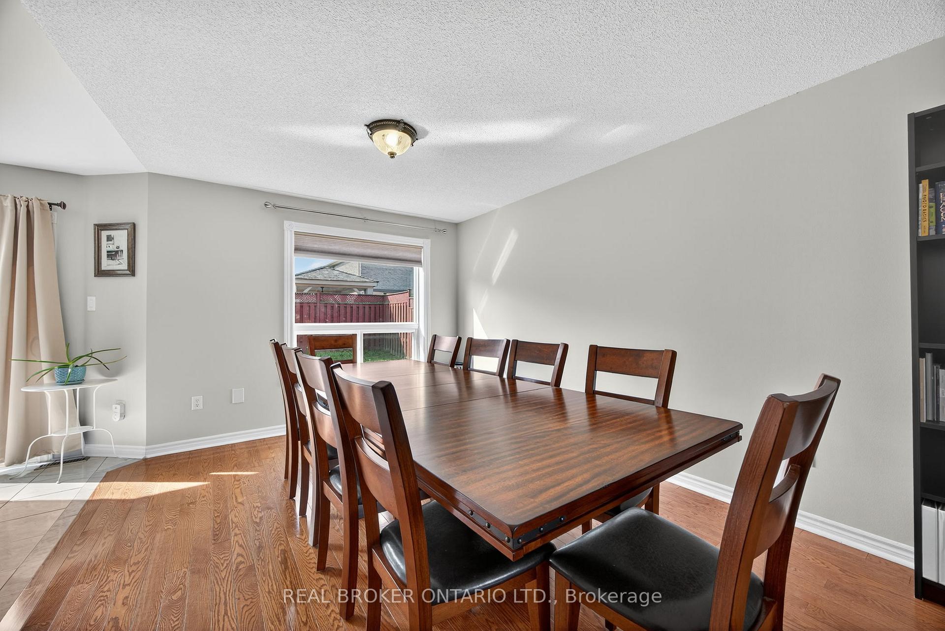 Photo 12 of 115 Birchwood Drive, Barrie, East Bayfield — HOMEH
