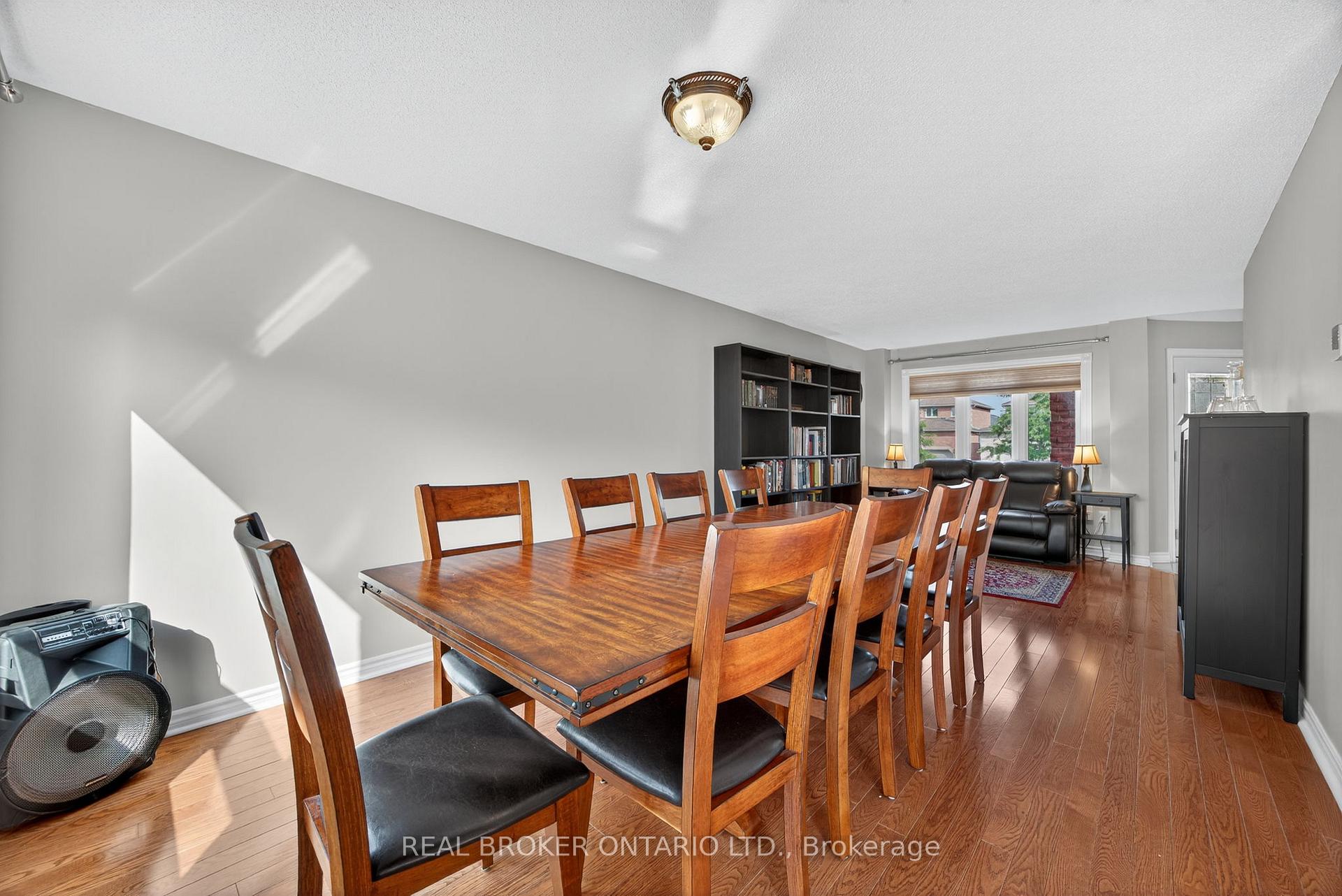 Photo 13 of 115 Birchwood Drive, Barrie, East Bayfield — HOMEH