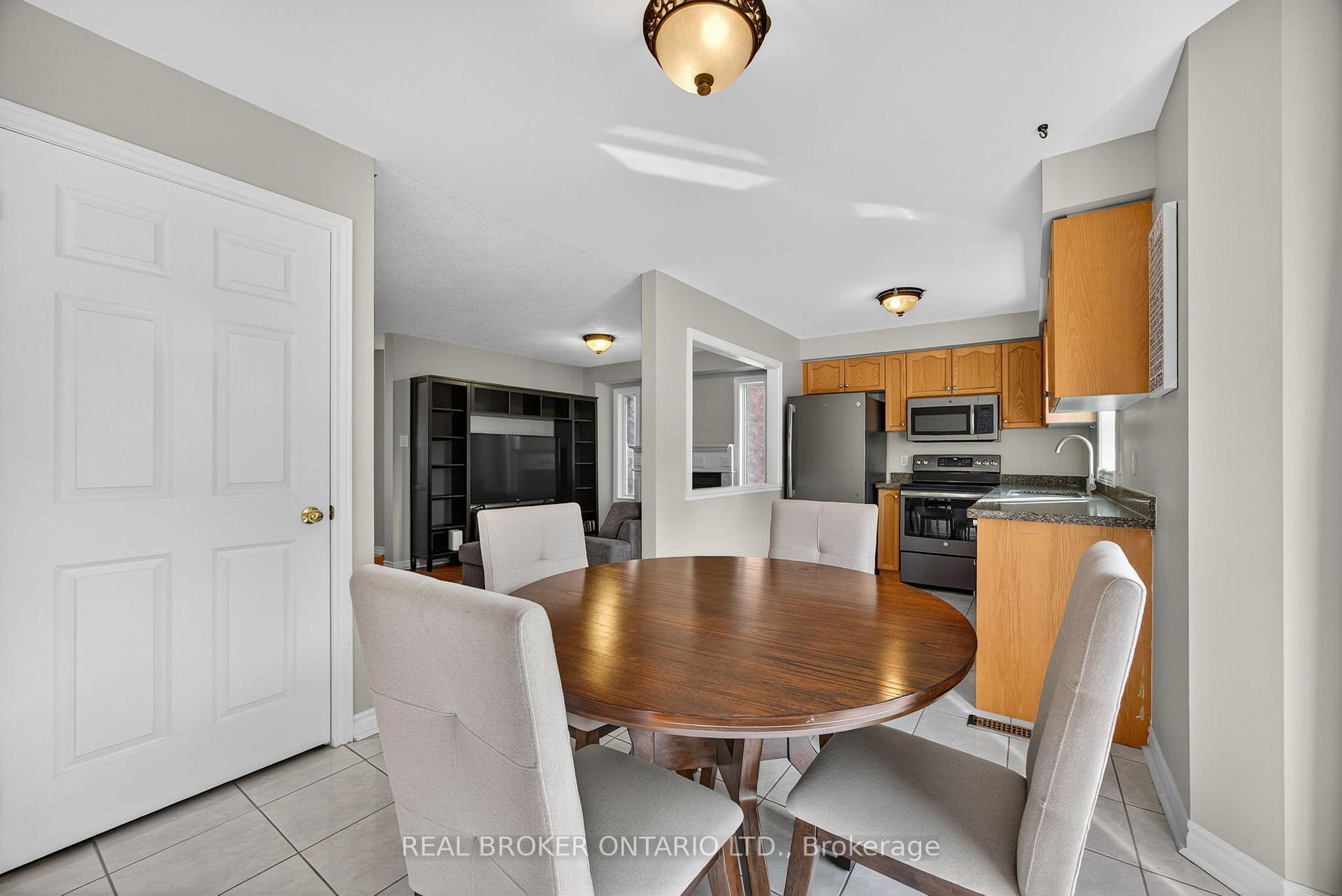 Photo 15 of 115 Birchwood Drive, Barrie, East Bayfield — HOMEH