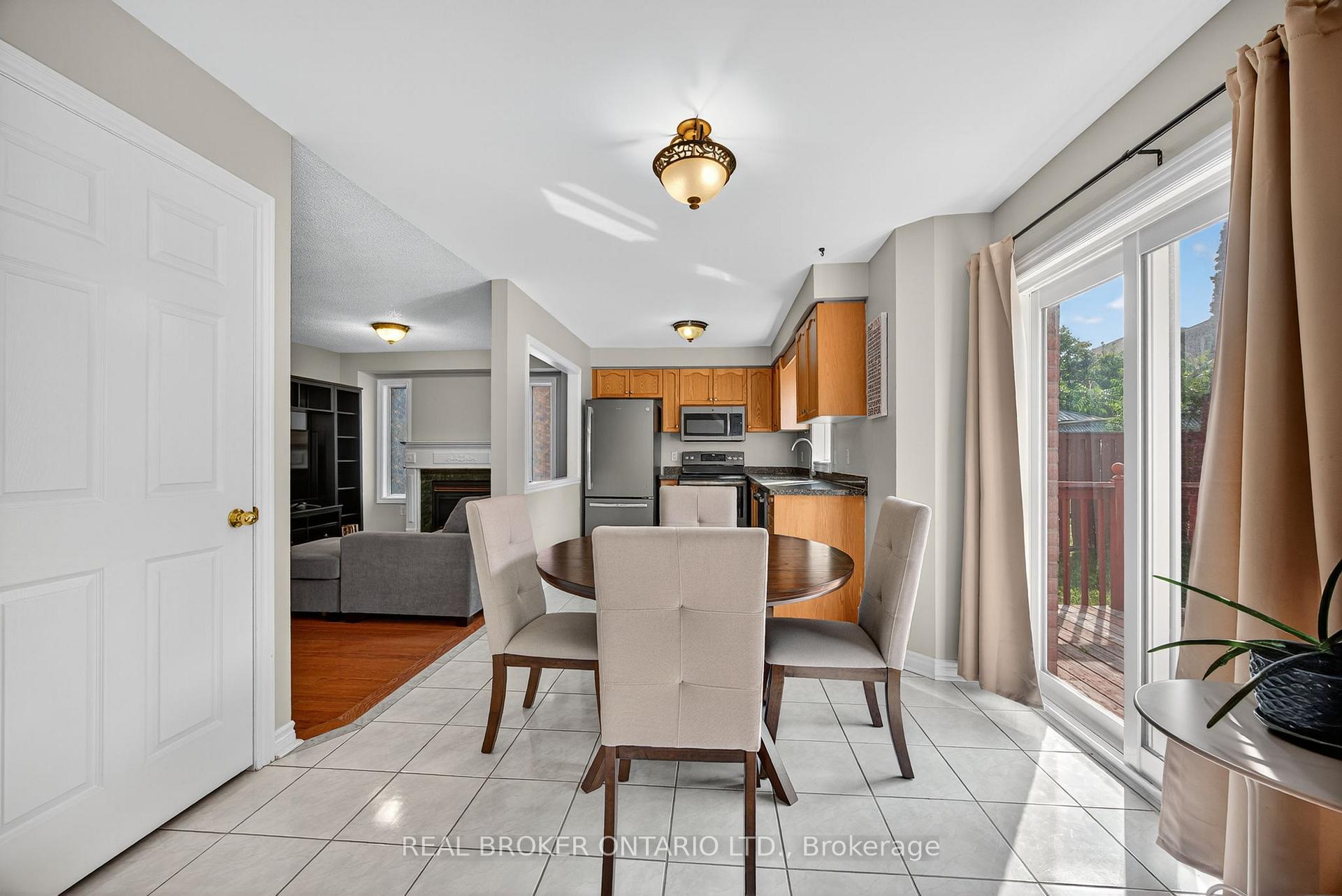 Photo 19 of 115 Birchwood Drive, Barrie, East Bayfield — HOMEH