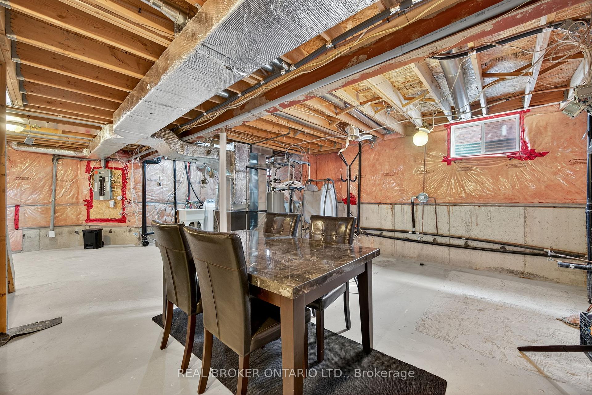 Photo 44 of 115 Birchwood Drive, Barrie, East Bayfield — HOMEH