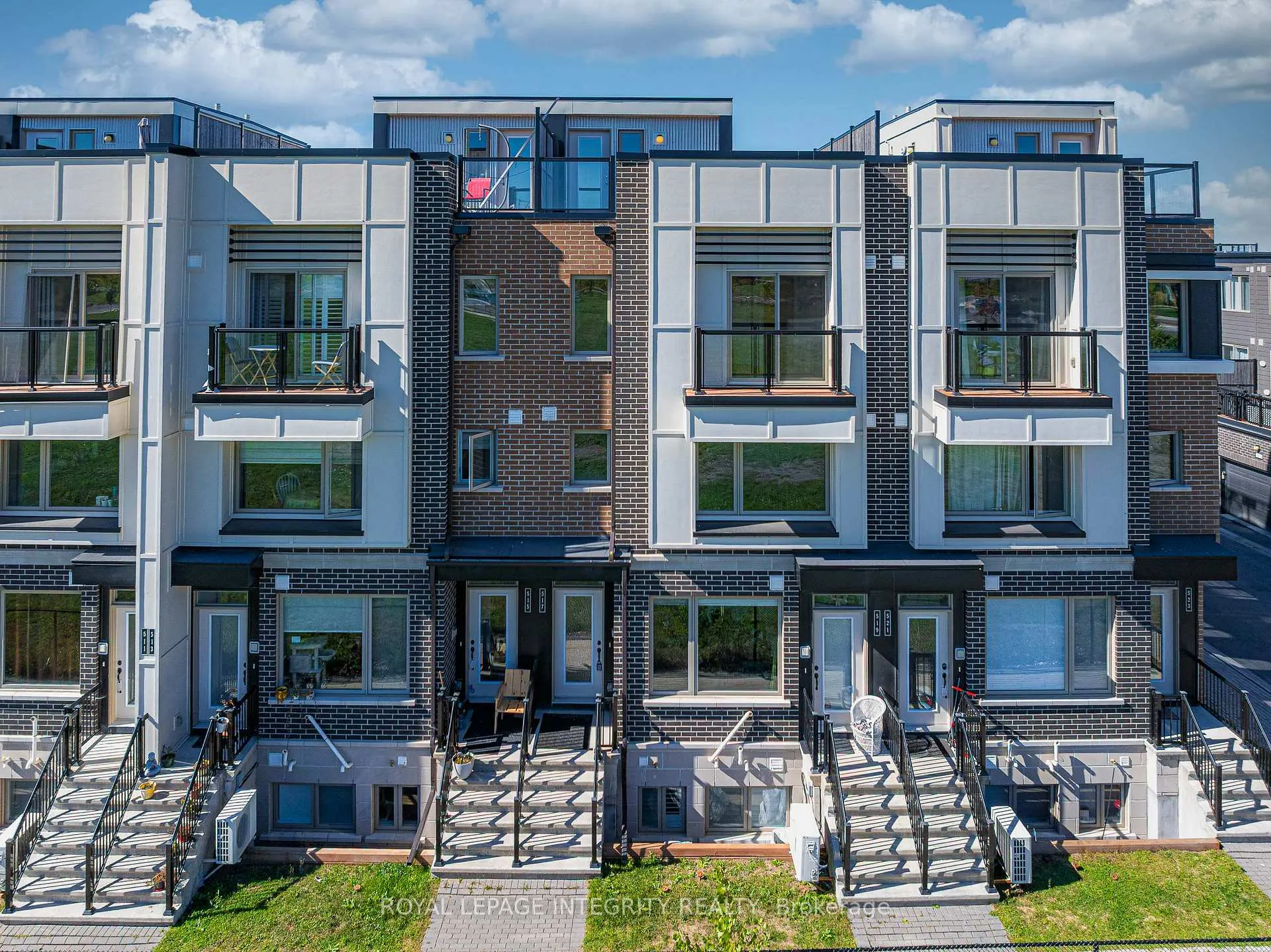 Front of 517 Ozawa Private