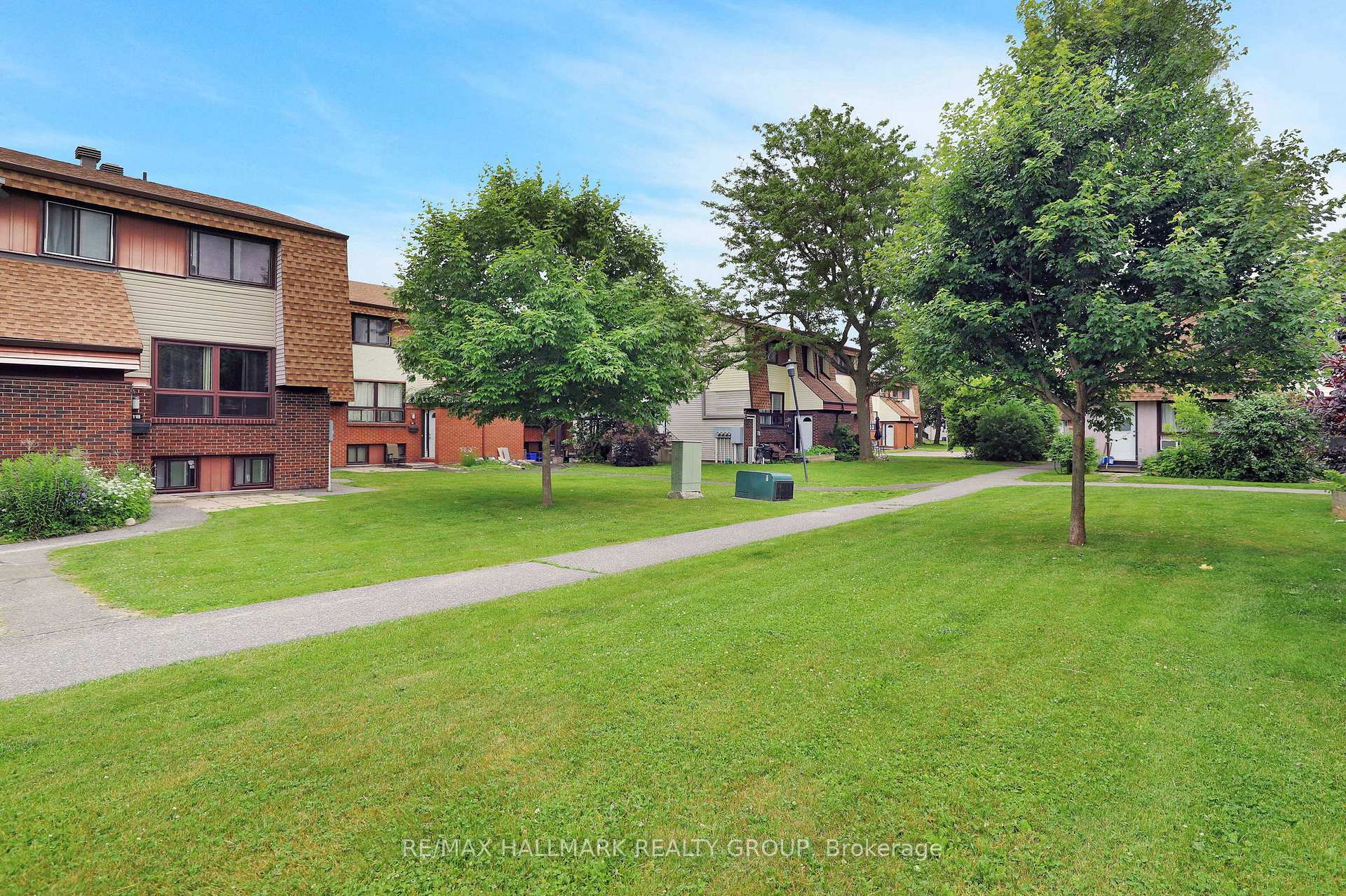 Photo 27 of 3B Woodvale Green, Ottawa, Craig Henry/Woodvale — HOMEH