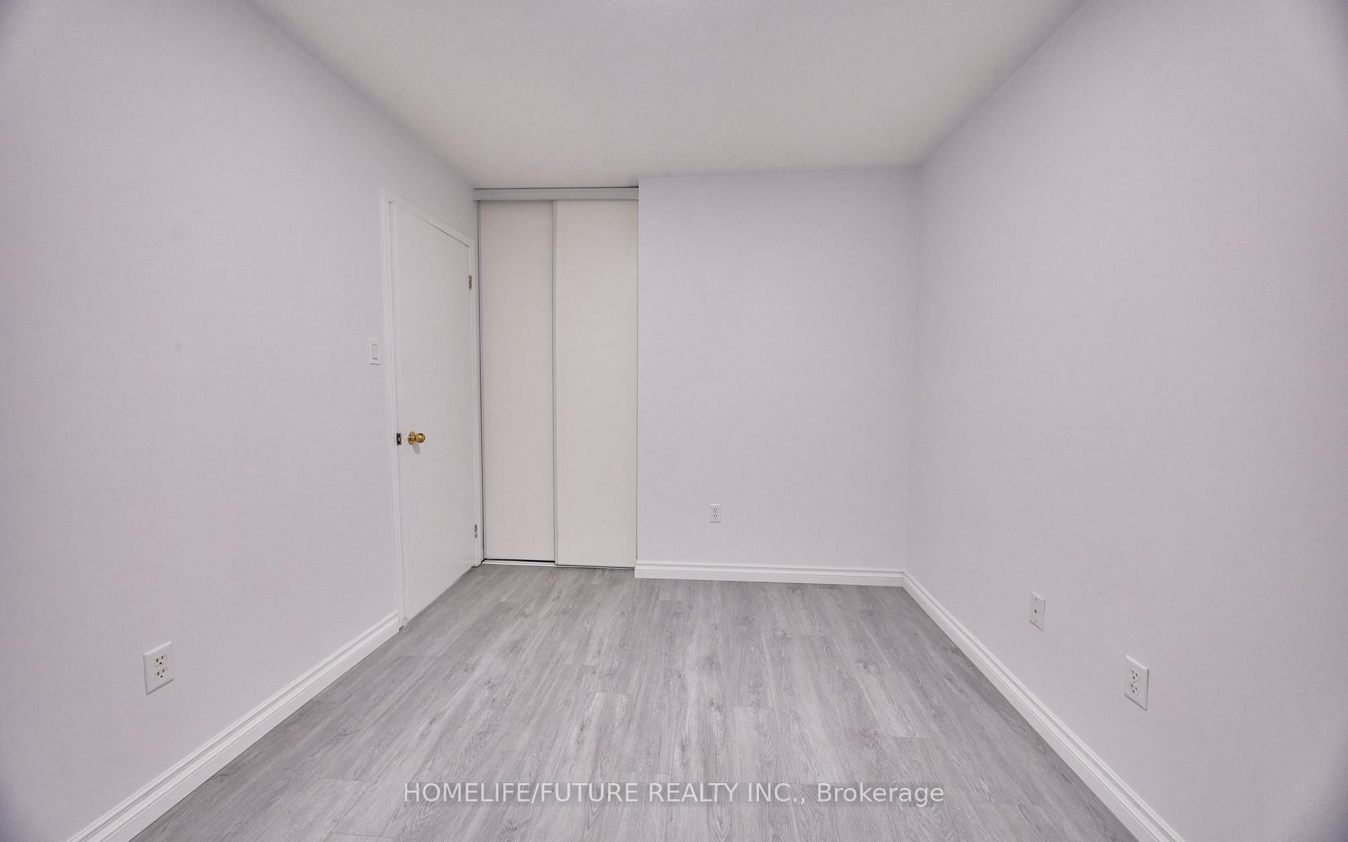 Photo 16 of 6 Pickett Crescent, Barrie, Painswick North — HOMEH