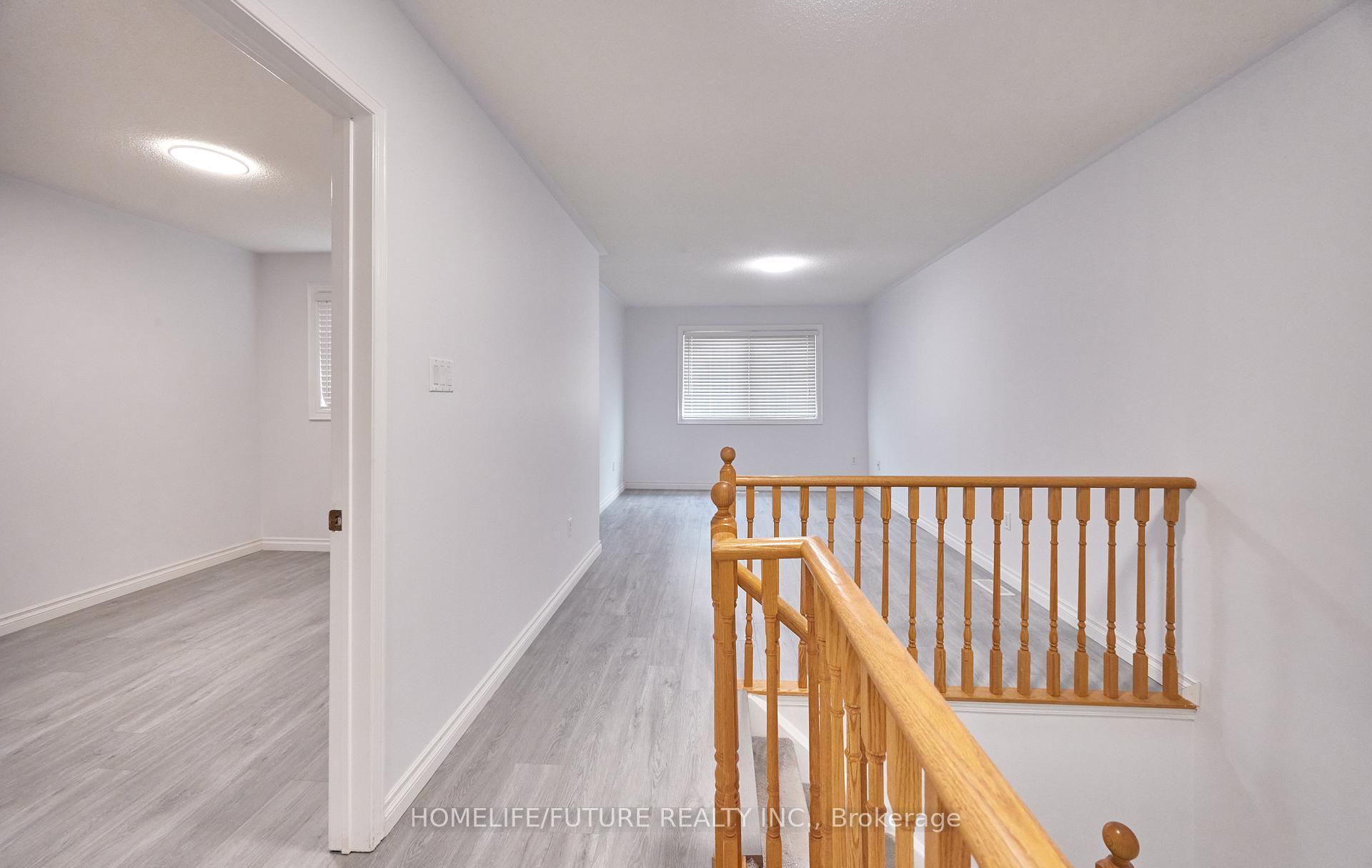 Photo 17 of 6 Pickett Crescent, Barrie, Painswick North — HOMEH