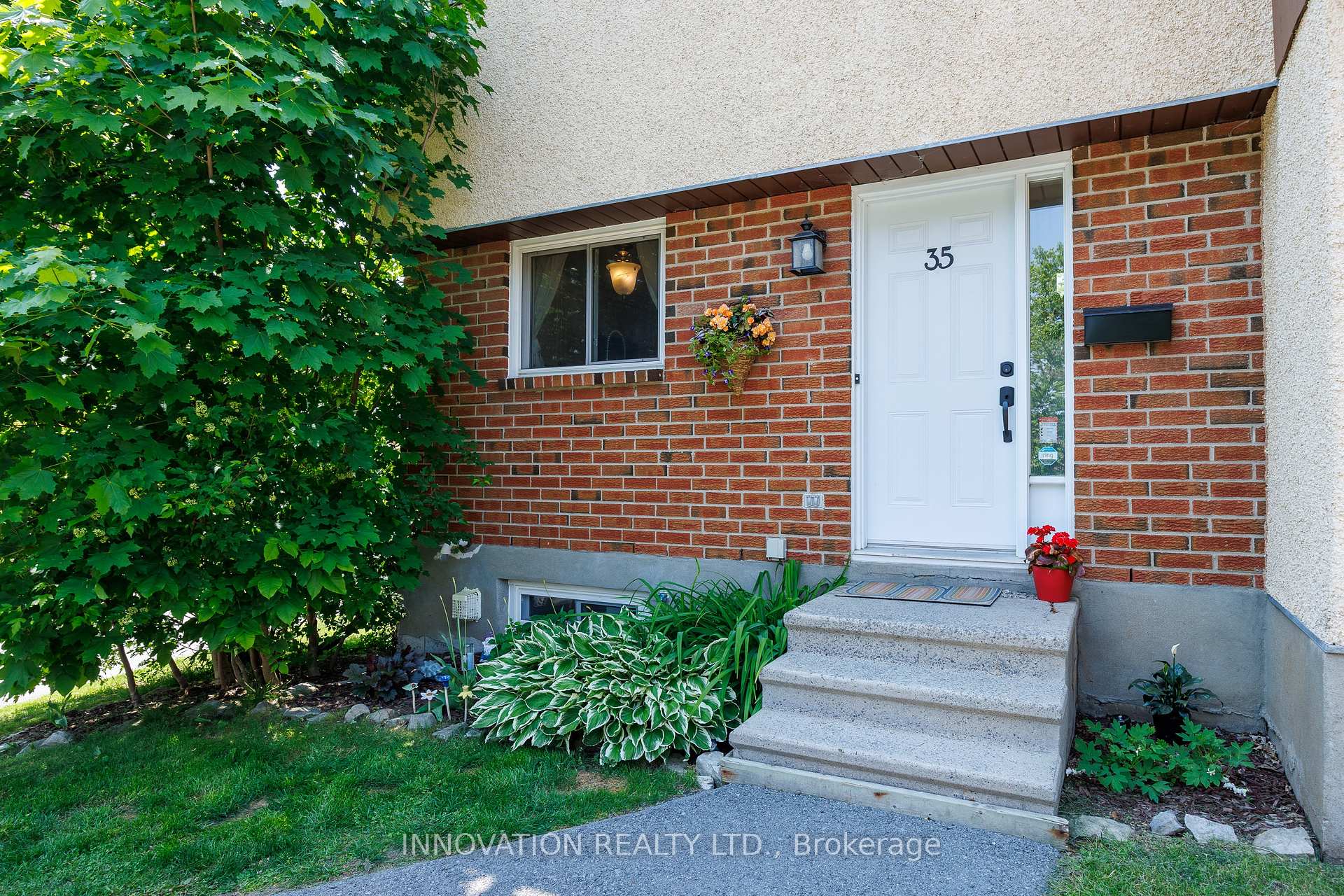 Photo 4 of Unit 44, 35 Bering Court, Ottawa, Kanata - Katimavik — HOMEH
