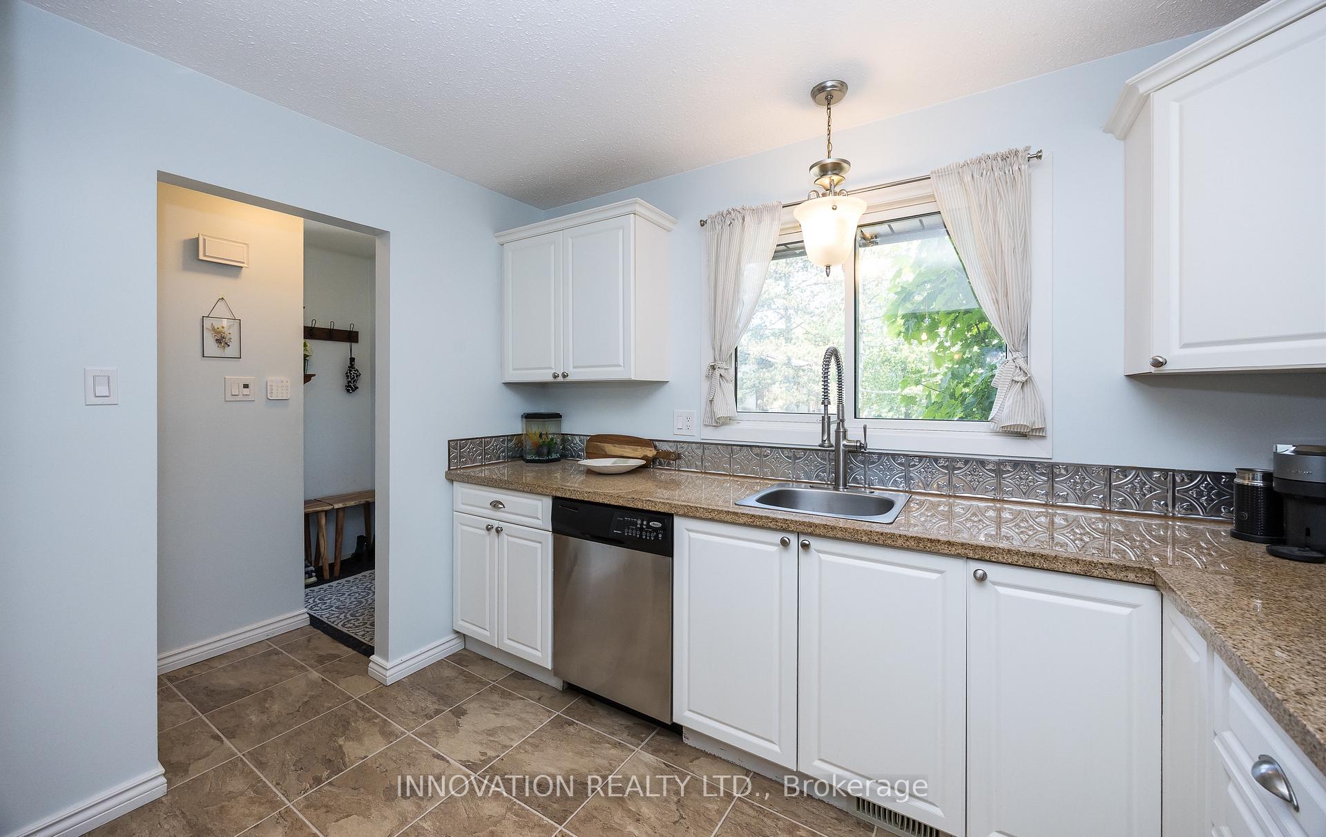 Photo 7 of Unit 44, 35 Bering Court, Ottawa, Kanata - Katimavik — HOMEH