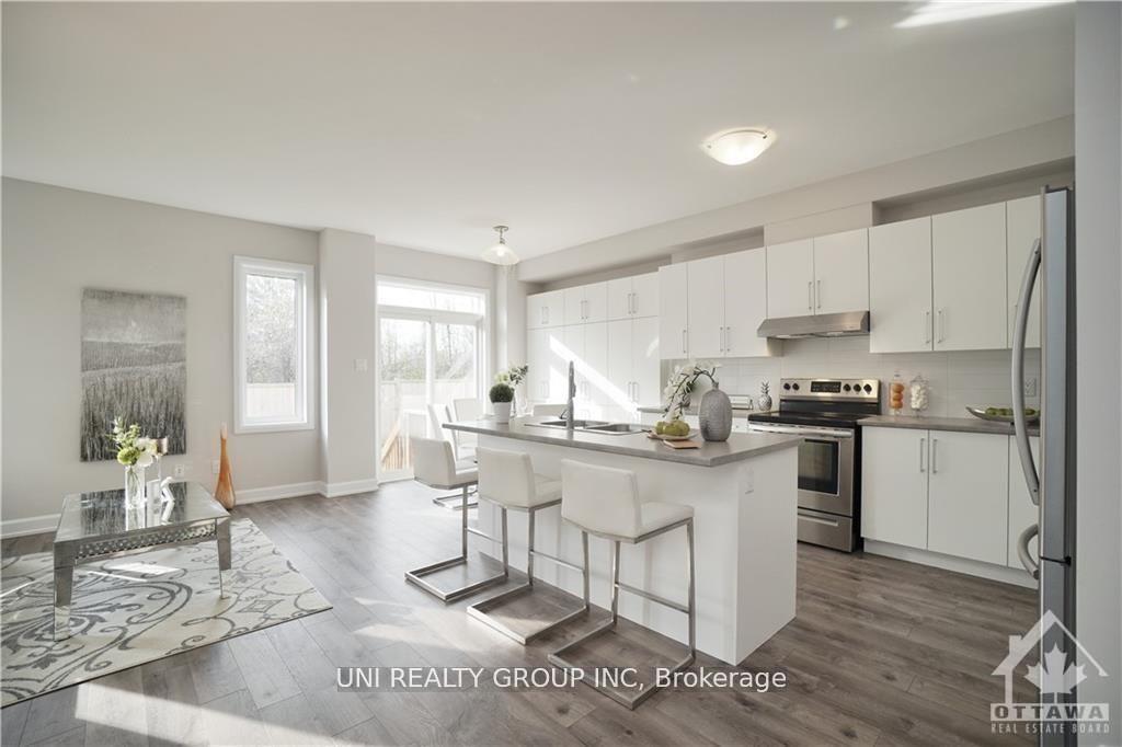 Photo 5 of 206 Geyser Place, Ottawa, Barrhaven - Hearts Desire — HOMEH