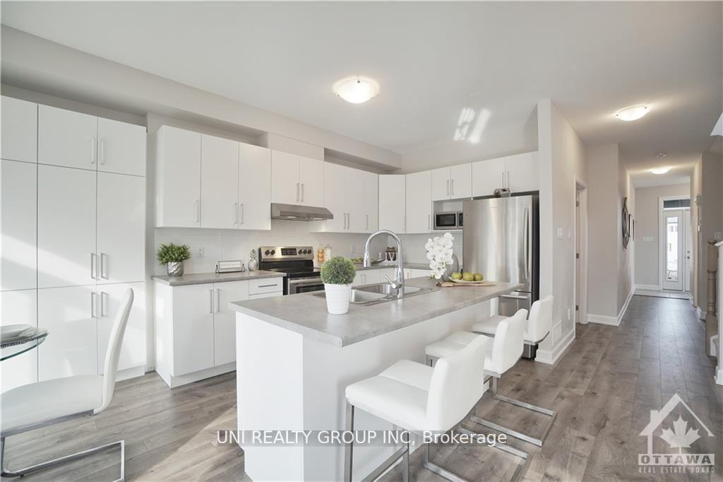 Photo 10 of 206 Geyser Place, Ottawa, Barrhaven - Hearts Desire — HOMEH