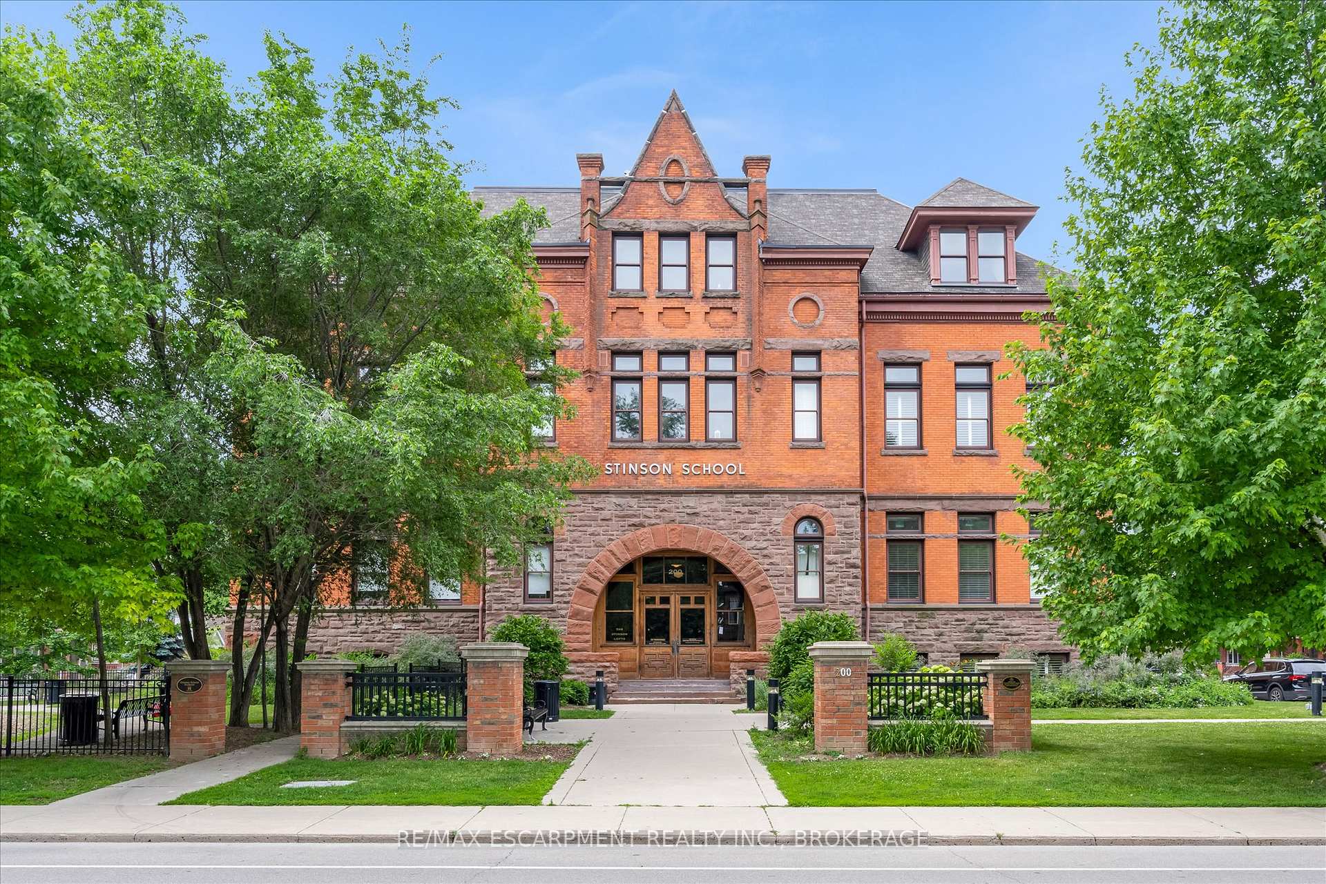Front of Unit 205, 200 Stinson Street