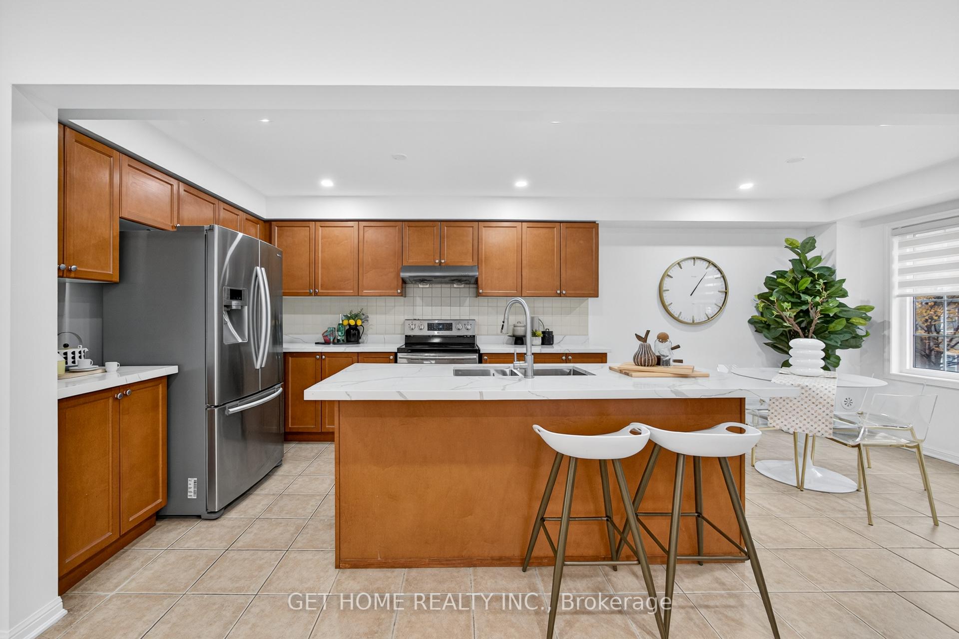 Photo 21 of 14 Portsdown Road, Brampton, Northwest Brampton — HOMEH