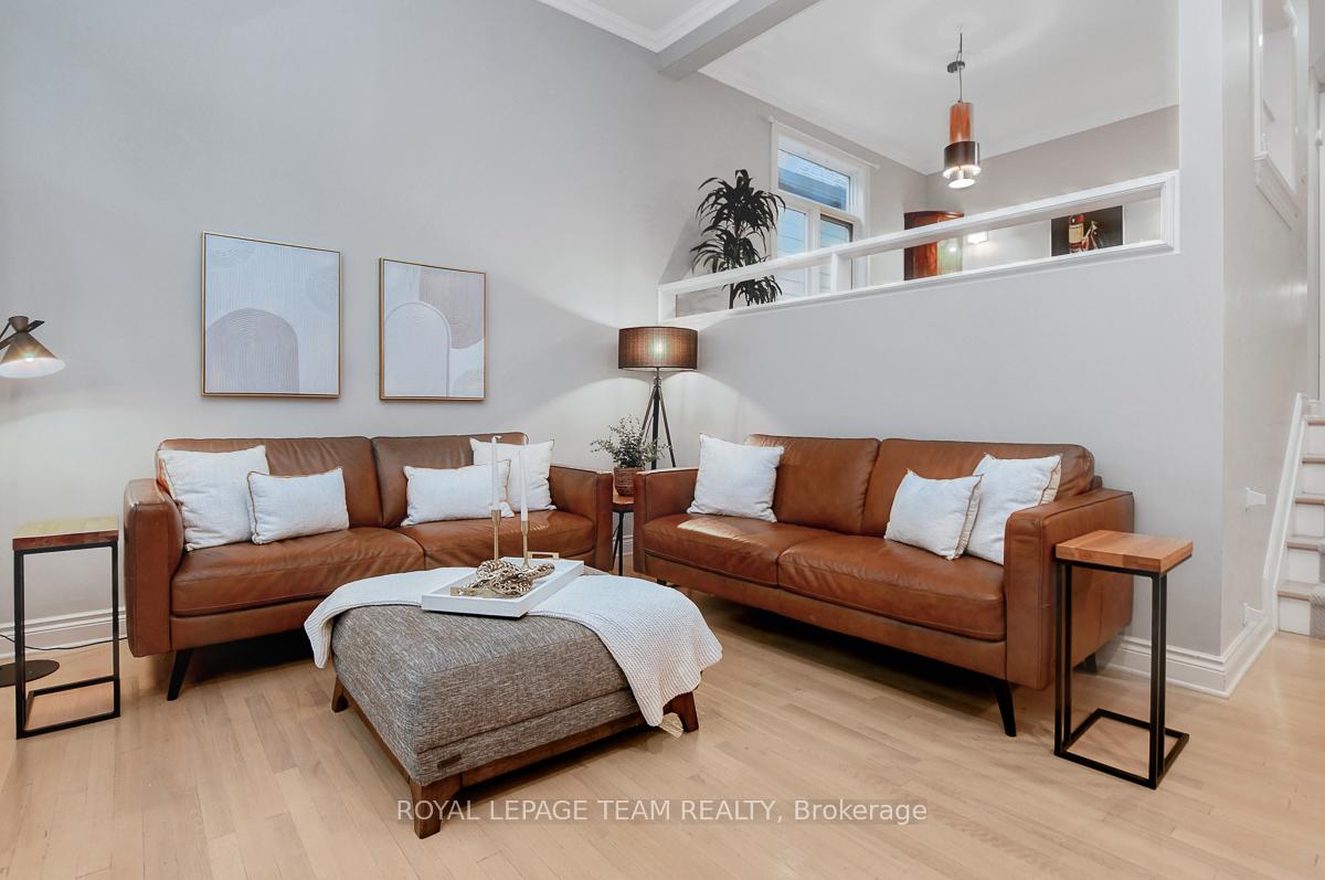 Photo 6 of Unit A, 142 Mcgillivray Street, Ottawa, Ottawa East — HOMEH