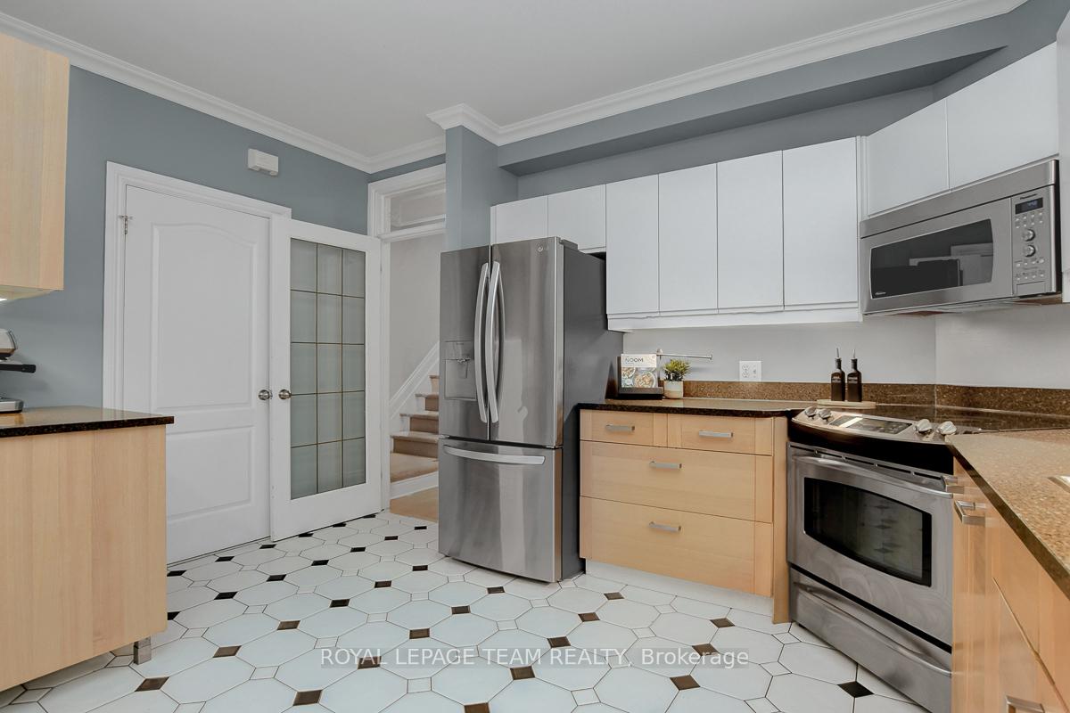 Photo 17 of Unit A, 142 Mcgillivray Street, Ottawa, Ottawa East — HOMEH