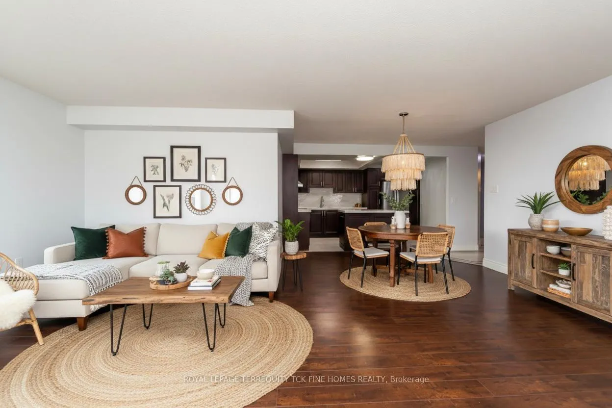 Photo 9 of Unit 1905, 215 Wynford Drive, Toronto, Flemingdon Park — HOMEH