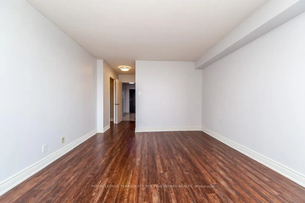 Photo 15 of Unit 1905, 215 Wynford Drive, Toronto, Flemingdon Park — HOMEH