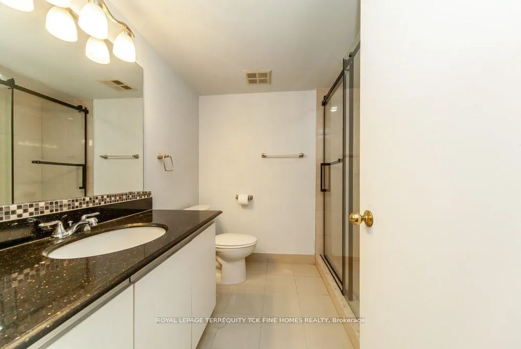 Photo 19 of Unit 1905, 215 Wynford Drive, Toronto, Flemingdon Park — HOMEH
