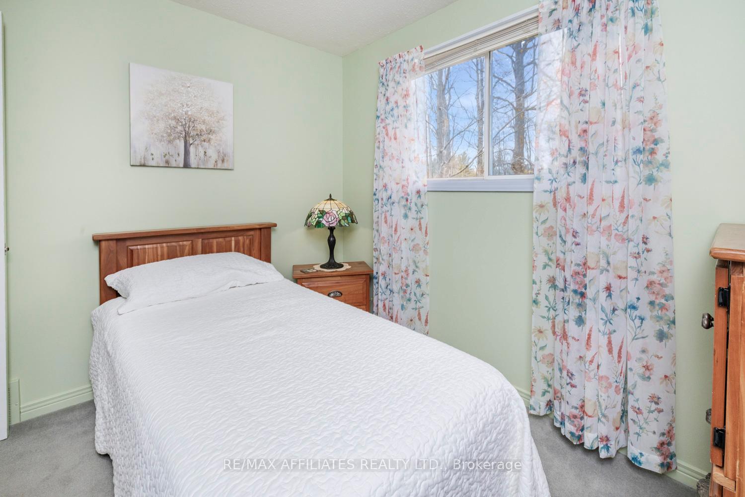 Photo 6 of 507 Bridge Street, Carleton Place — HOMEH