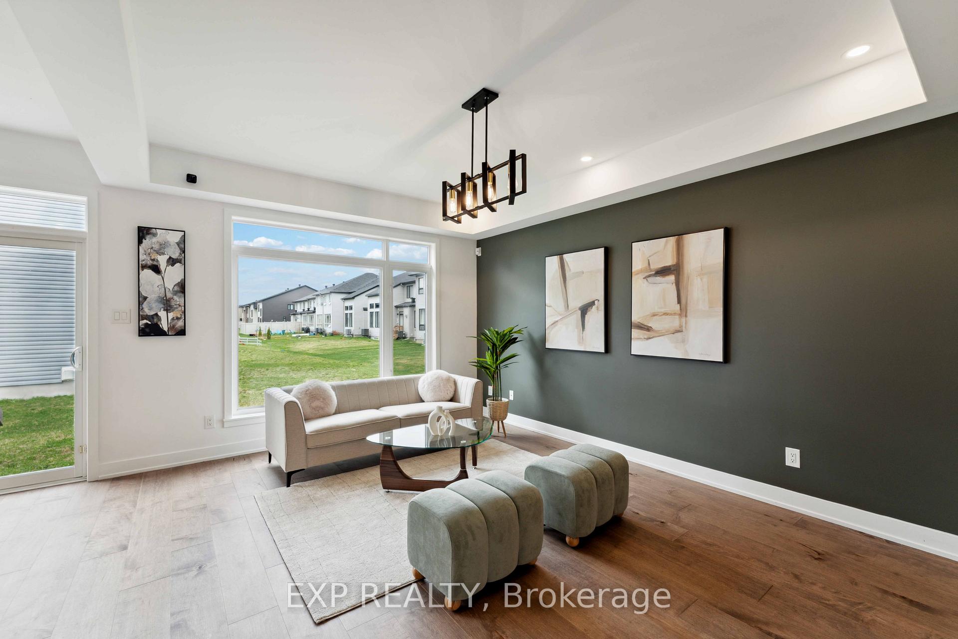 Photo 10 of 46 Andromeda Road, Ottawa, Riverside South/Gloucester Glen — HOMEH