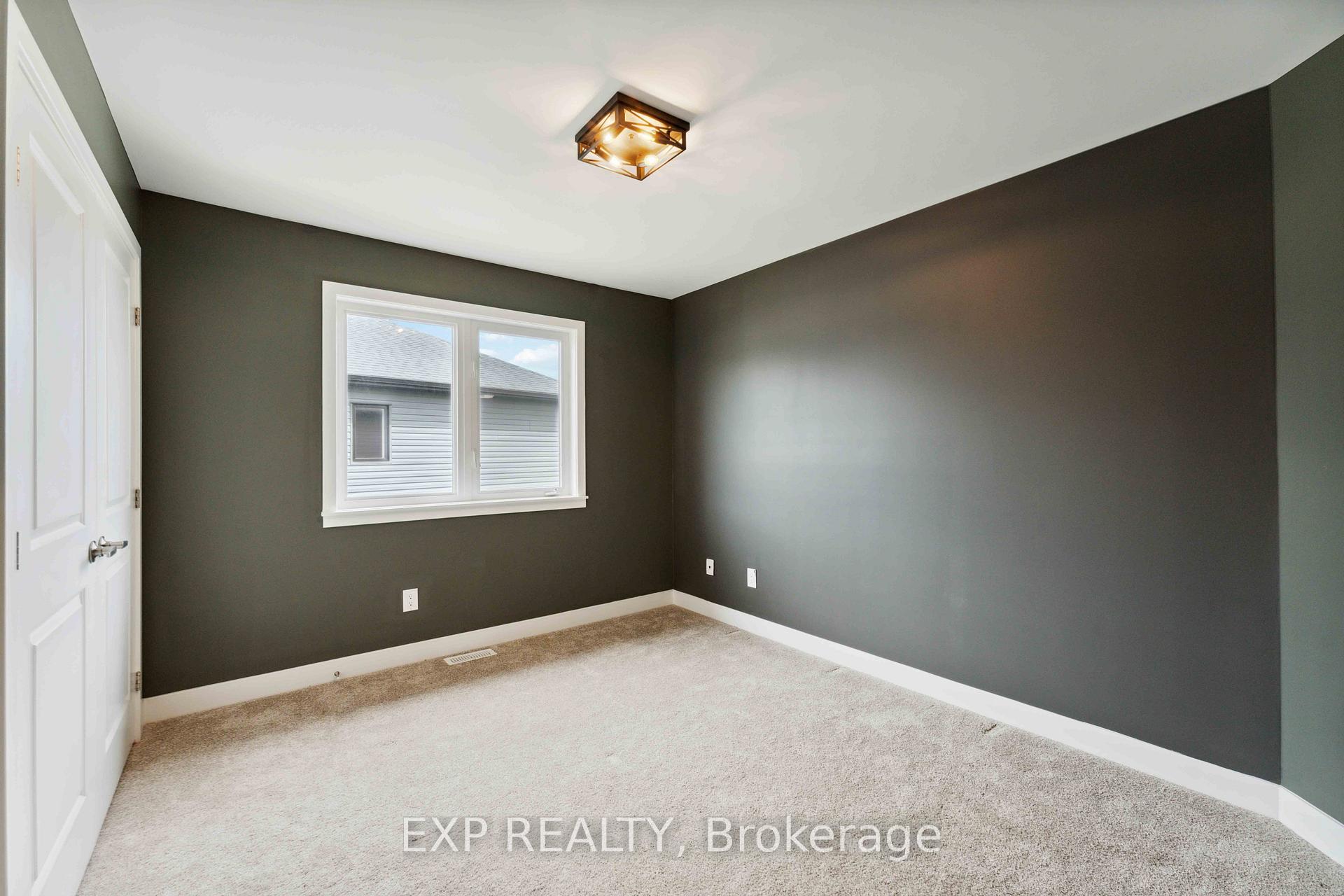 Photo 15 of 46 Andromeda Road, Ottawa, Riverside South/Gloucester Glen — HOMEH