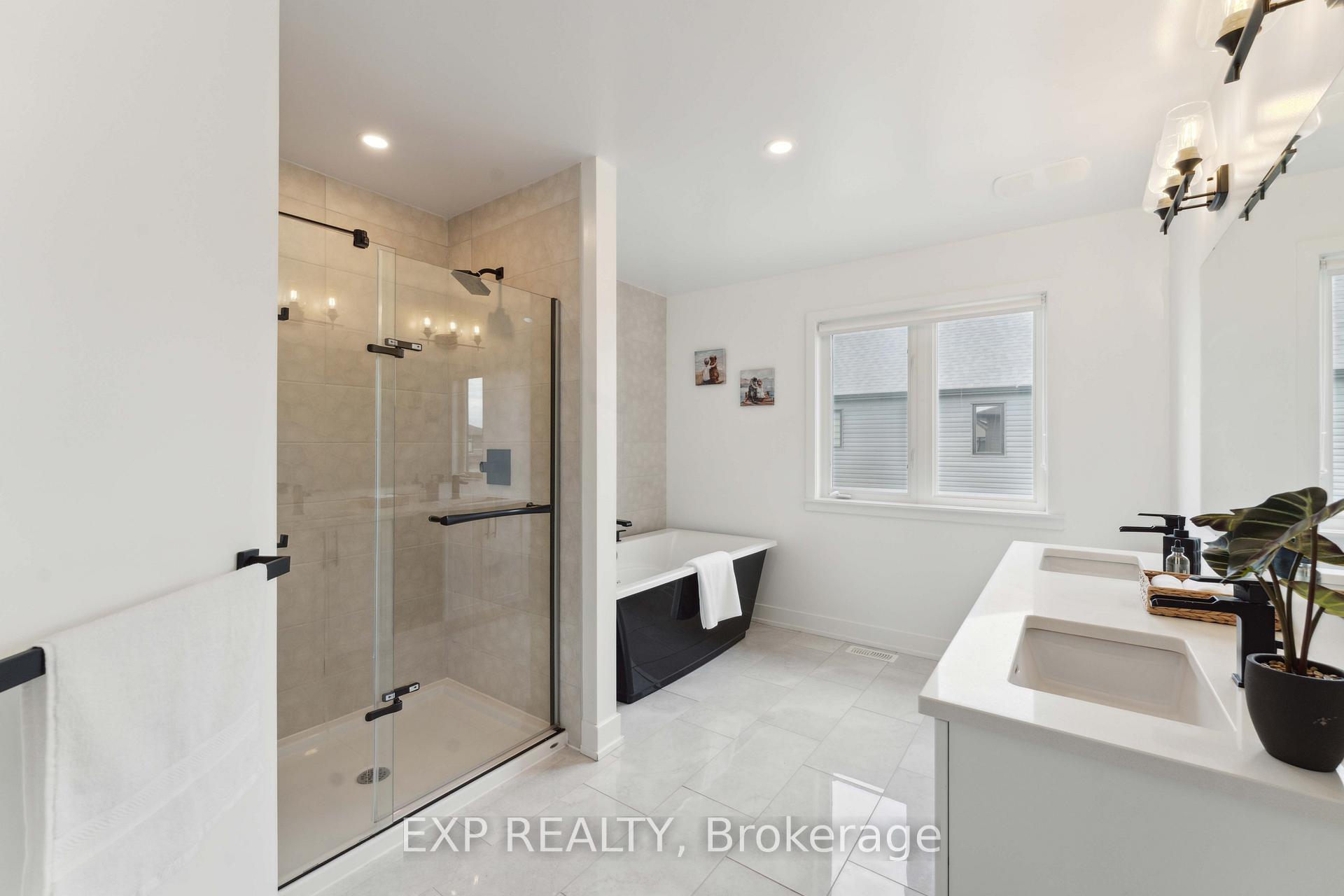 Photo 22 of 46 Andromeda Road, Ottawa, Riverside South/Gloucester Glen — HOMEH
