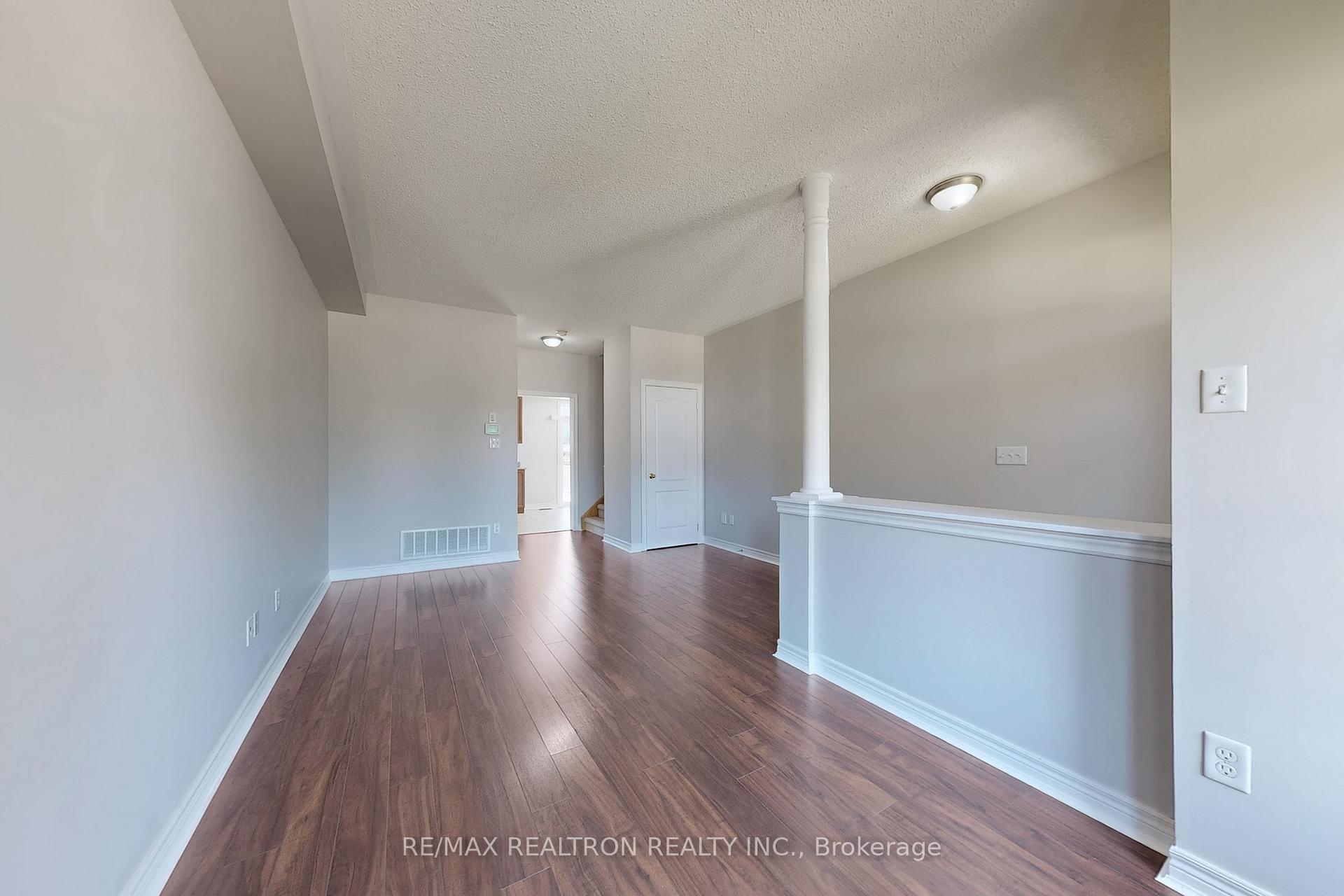 Photo 7 of 142 Laurendale Avenue, Georgina, Keswick South — HOMEH