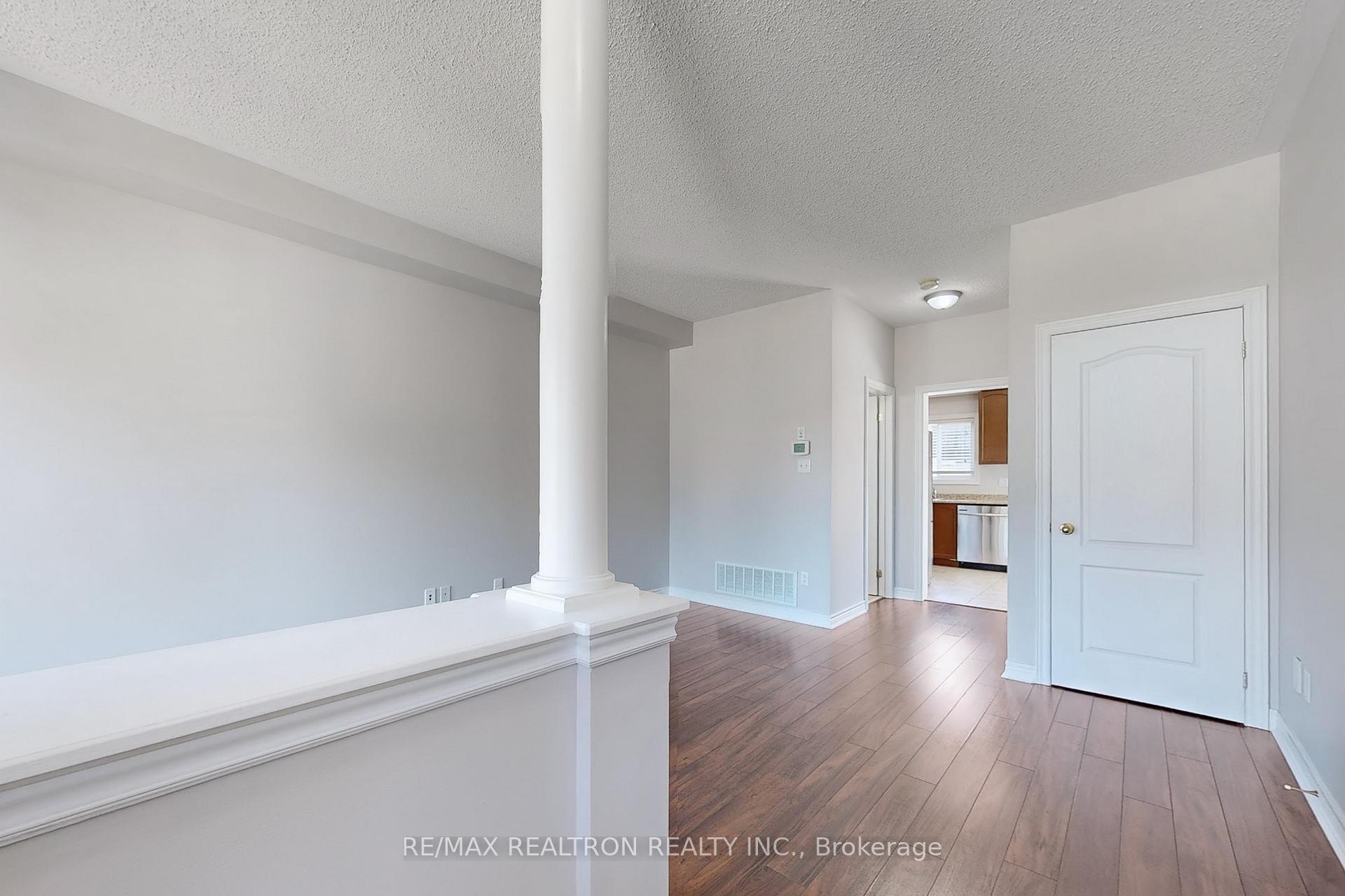 Photo 8 of 142 Laurendale Avenue, Georgina, Keswick South — HOMEH