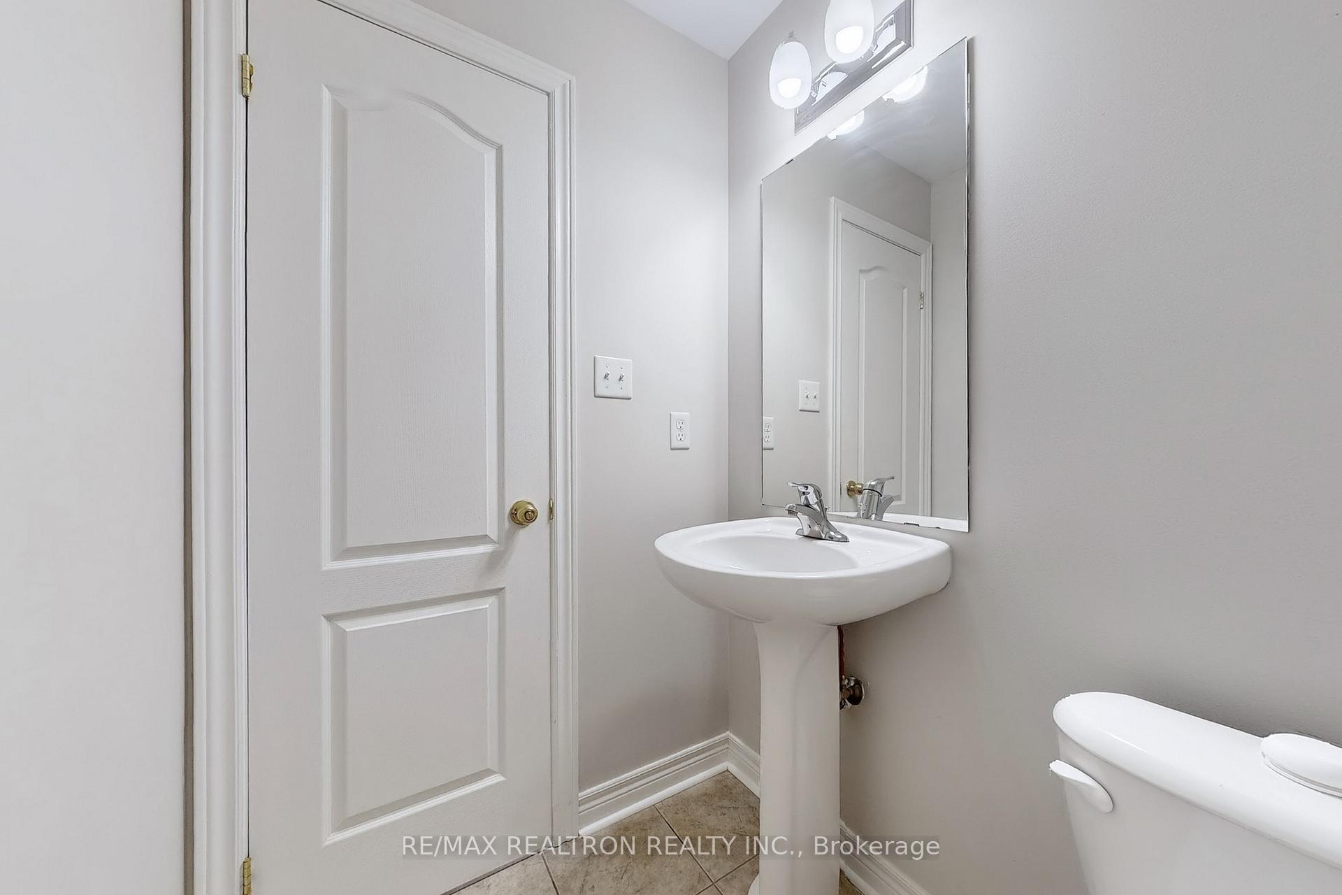 Photo 24 of 142 Laurendale Avenue, Georgina, Keswick South — HOMEH