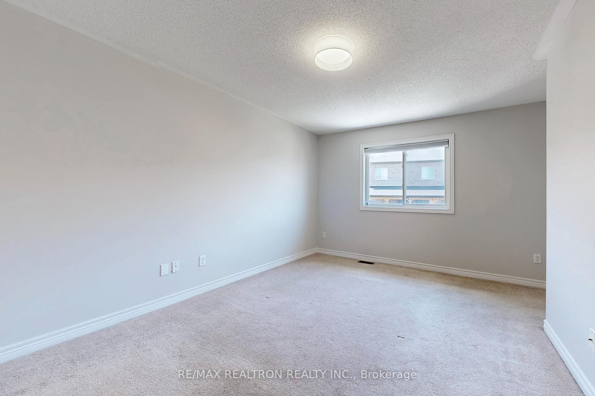 Photo 26 of 142 Laurendale Avenue, Georgina, Keswick South — HOMEH