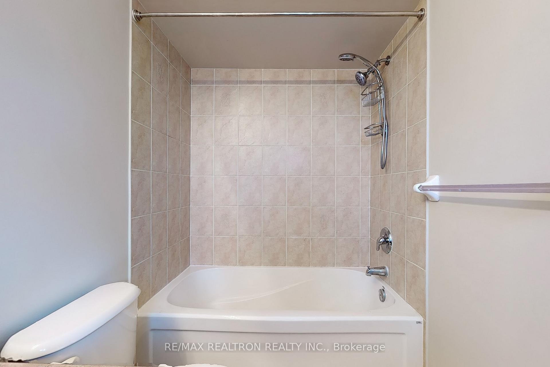 Photo 30 of 142 Laurendale Avenue, Georgina, Keswick South — HOMEH