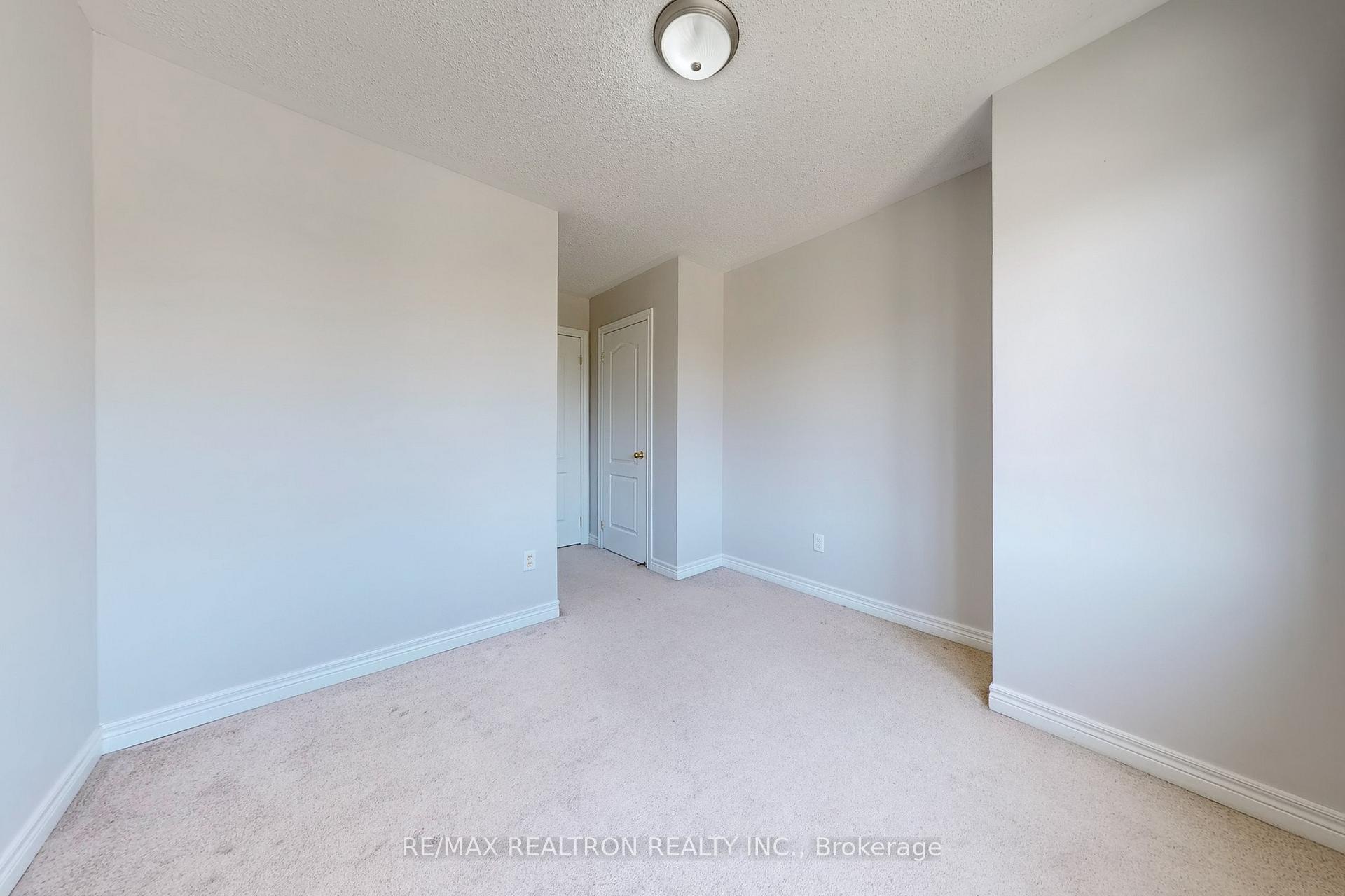 Photo 34 of 142 Laurendale Avenue, Georgina, Keswick South — HOMEH