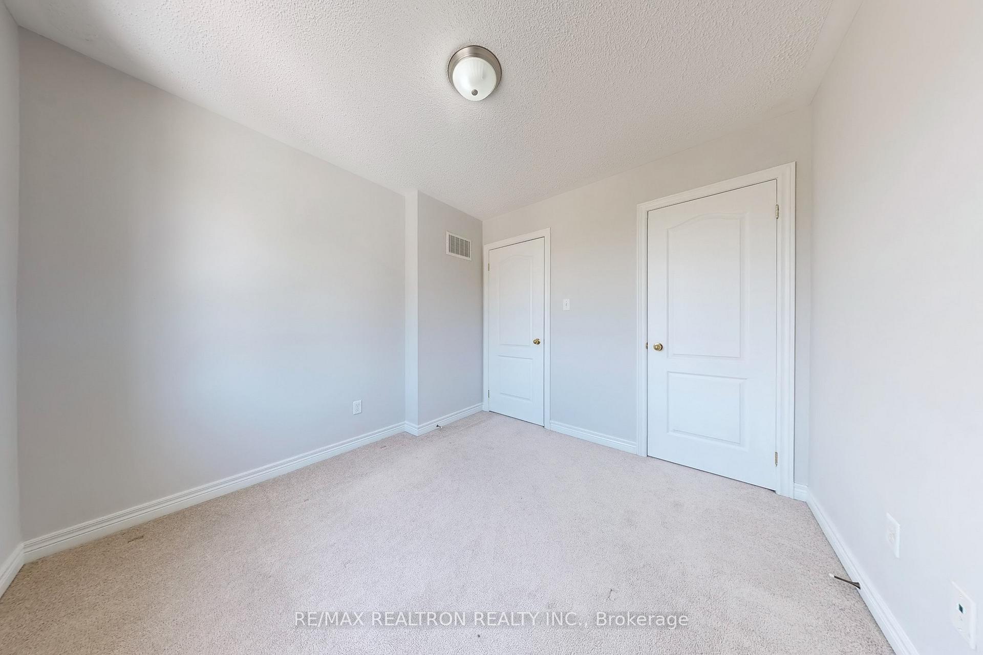 Photo 36 of 142 Laurendale Avenue, Georgina, Keswick South — HOMEH