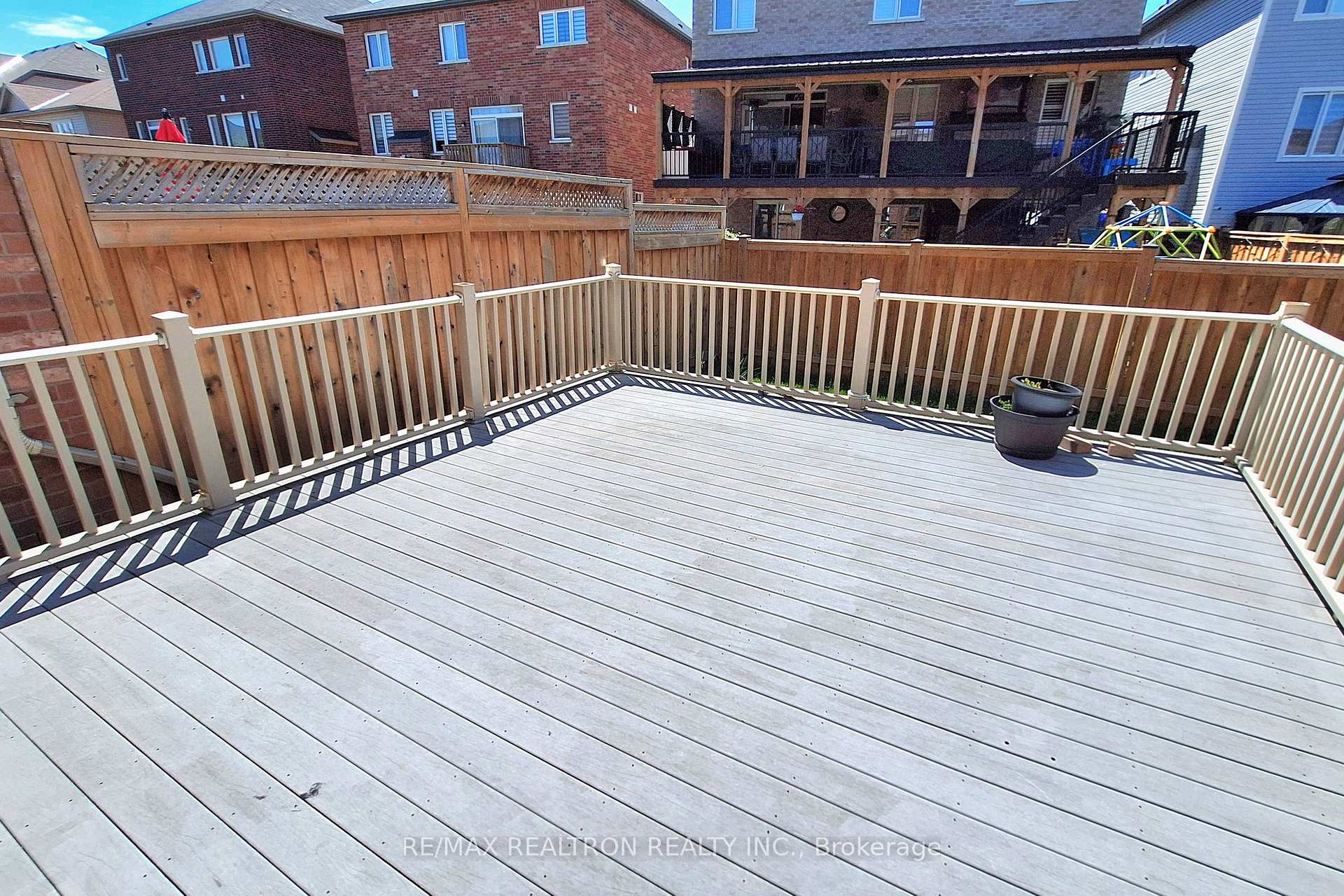 Photo 50 of 142 Laurendale Avenue, Georgina, Keswick South — HOMEH