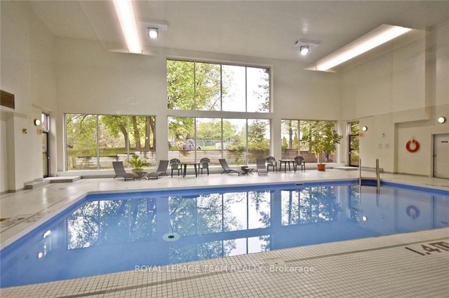 Photo 15 of Unit 118, 260 Brittany Drive, Ottawa, Viscount Alexander Park — HOMEH