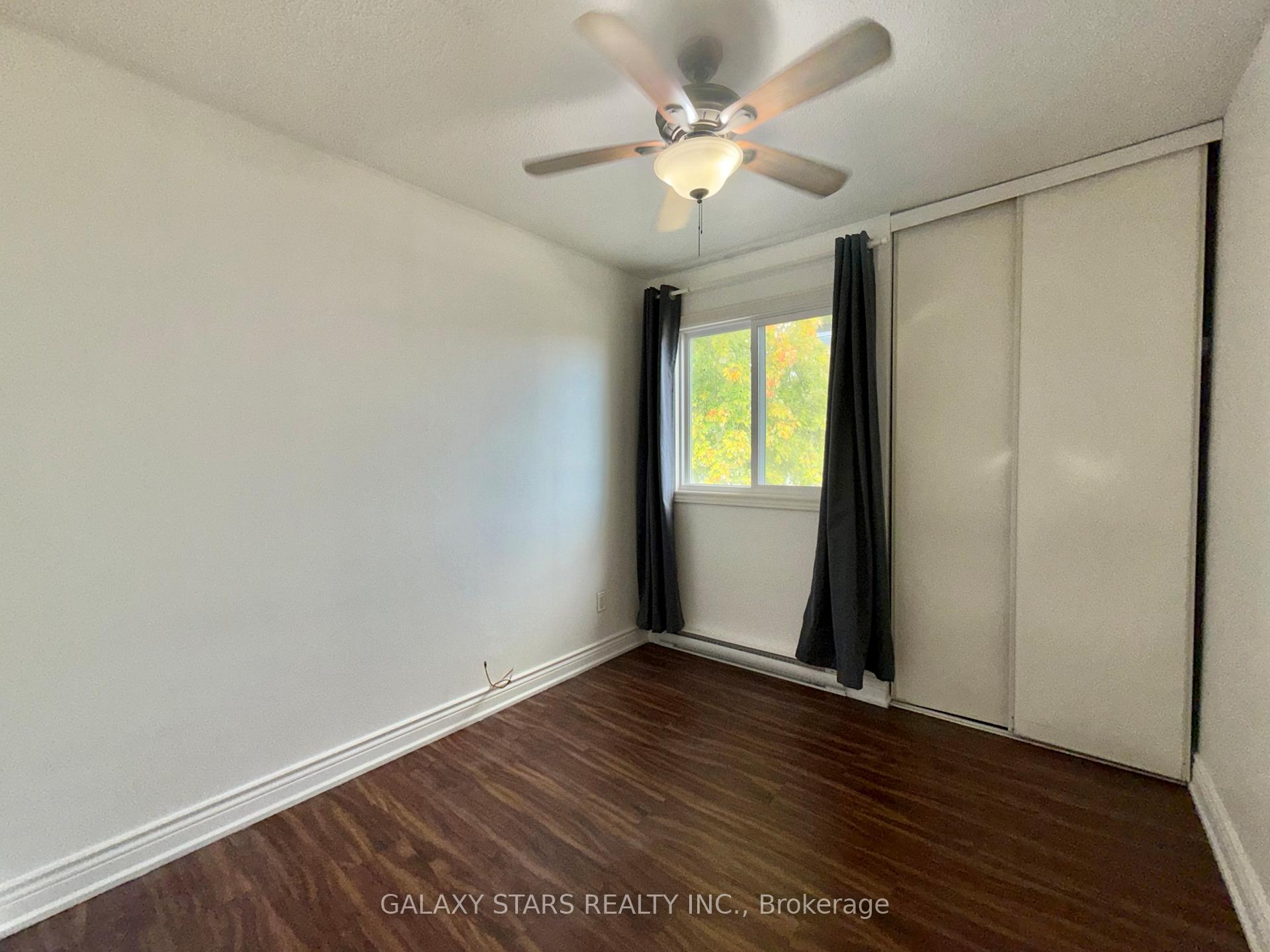 Photo 17 of Unit 21, 145 Milestone Crescent, Aurora, Aurora Village — HOMEH