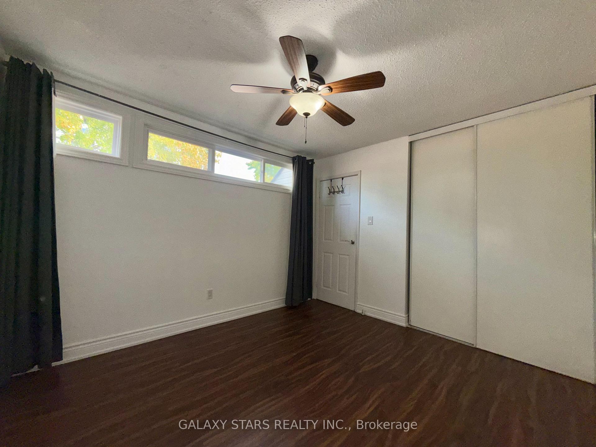 Photo 21 of Unit 21, 145 Milestone Crescent, Aurora, Aurora Village — HOMEH