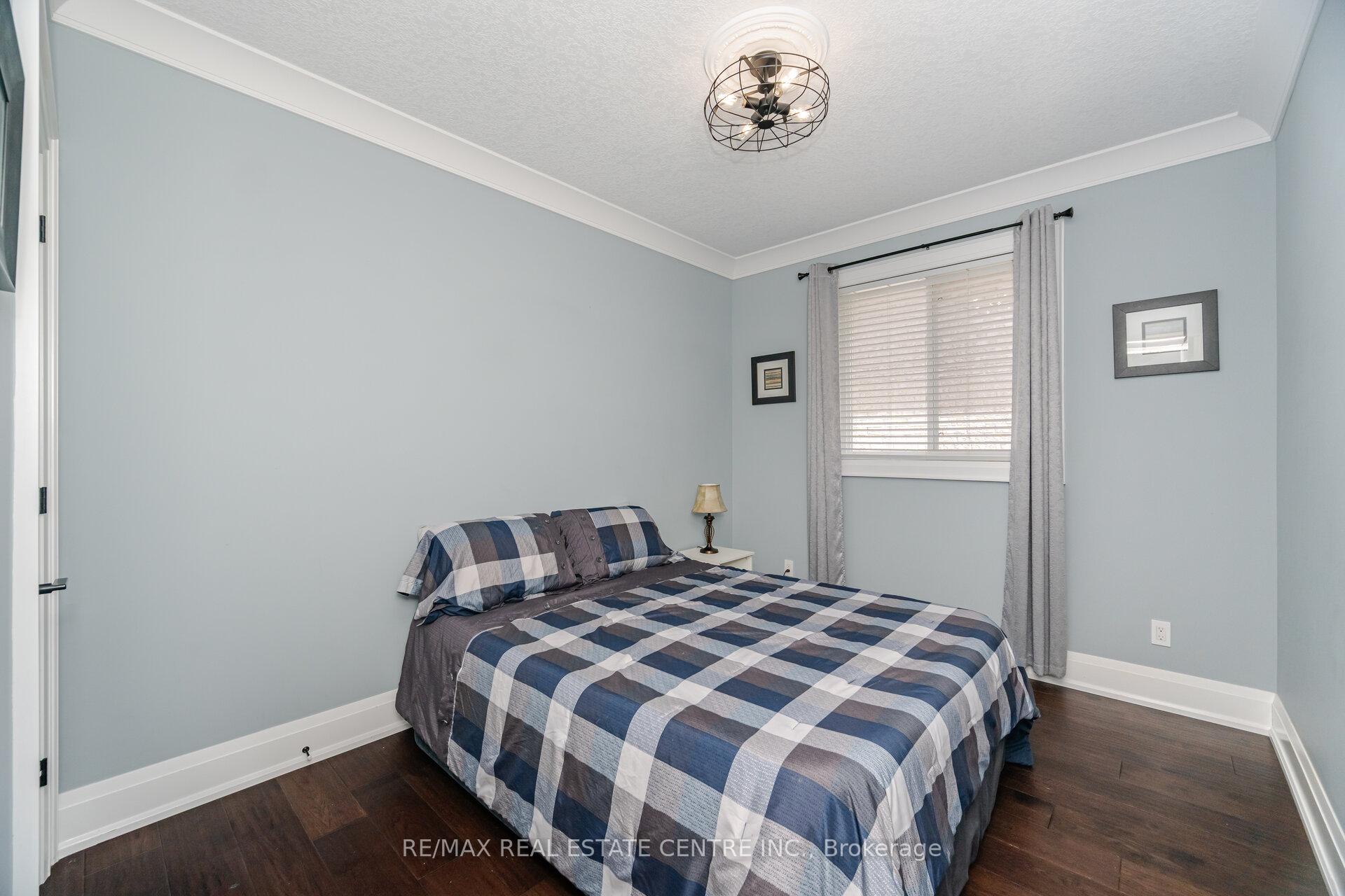 Photo 27 of 47 Regalia Way, Barrie, Innis-Shore — HOMEH