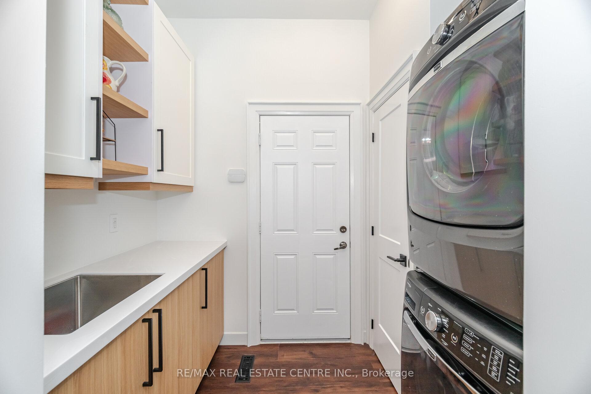 Photo 29 of 47 Regalia Way, Barrie, Innis-Shore — HOMEH