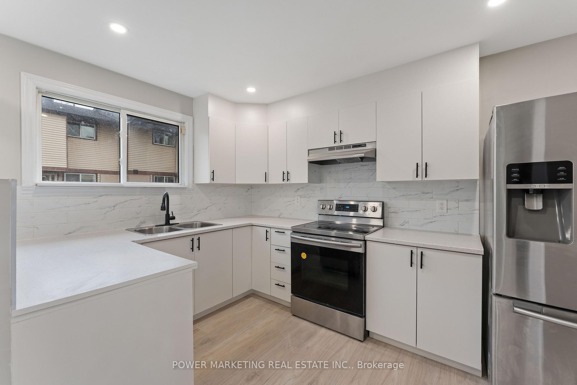 Photo 6 of 1566 Feather Lane, Ottawa, Sawmill Creek/Timbermill — HOMEH