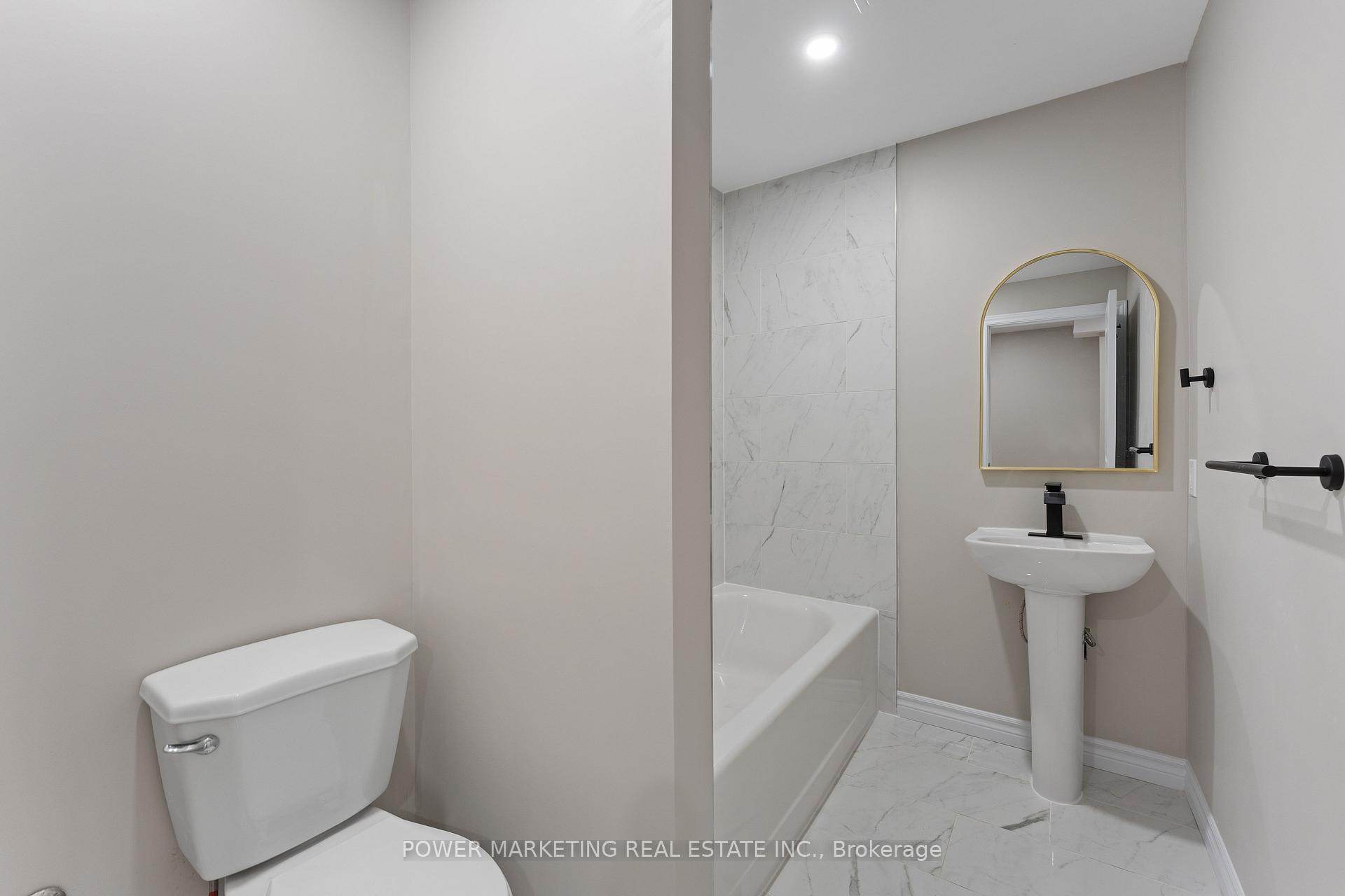 Photo 23 of 1566 Feather Lane, Ottawa, Sawmill Creek/Timbermill — HOMEH