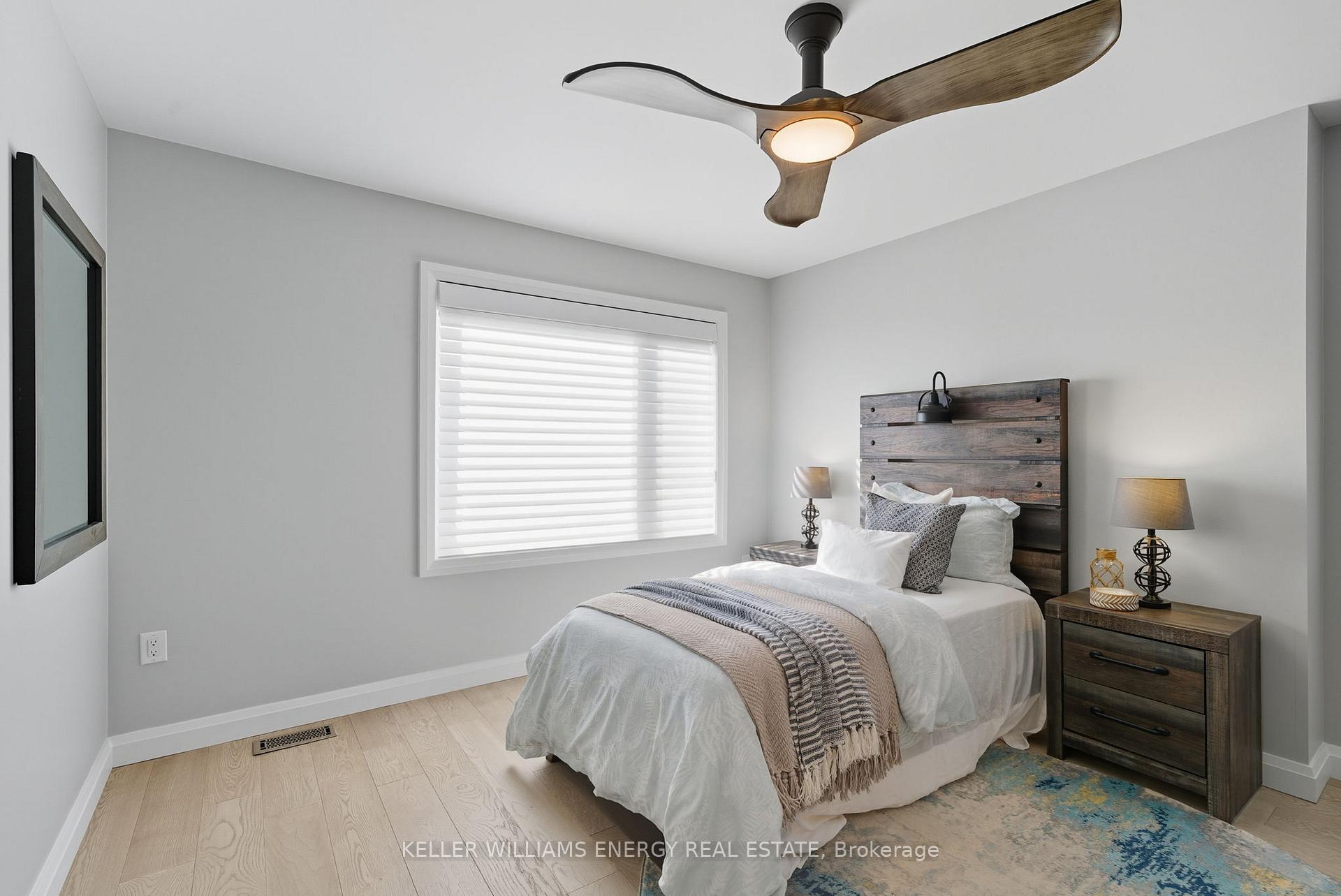 Photo 22 of 42 Yacht Drive, Clarington, Bowmanville — HOMEH